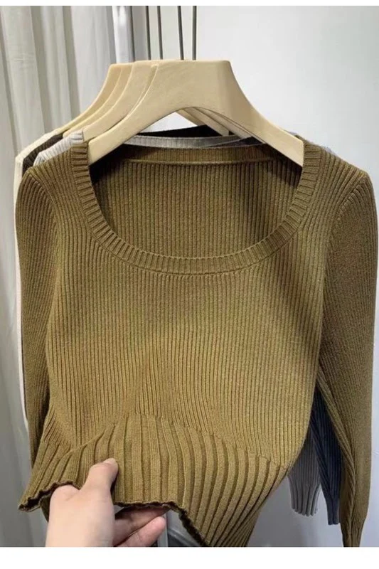 Scoop neck long sleeve top - Image 9