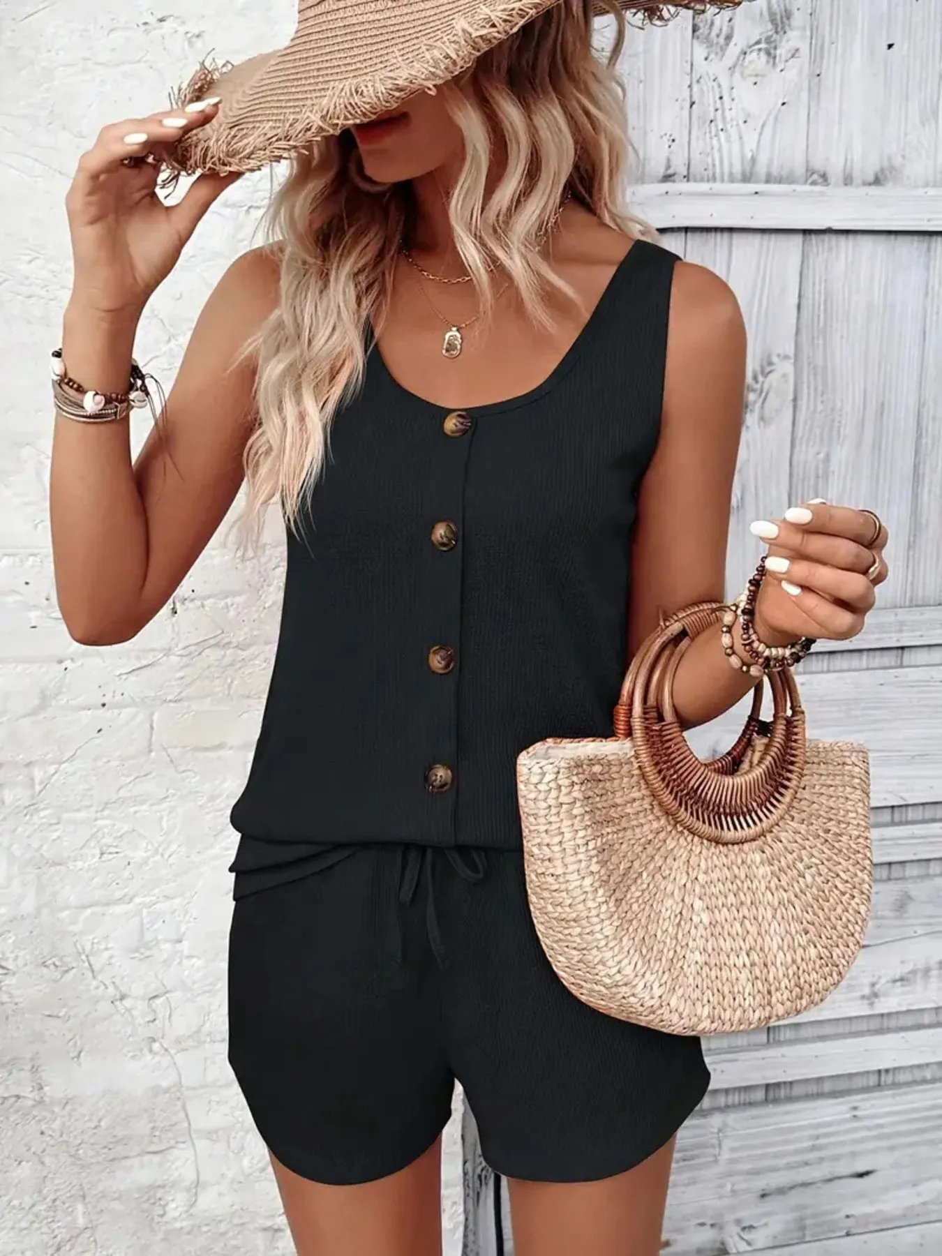 Scoop Neck Tank and Shorts Set - Image 4