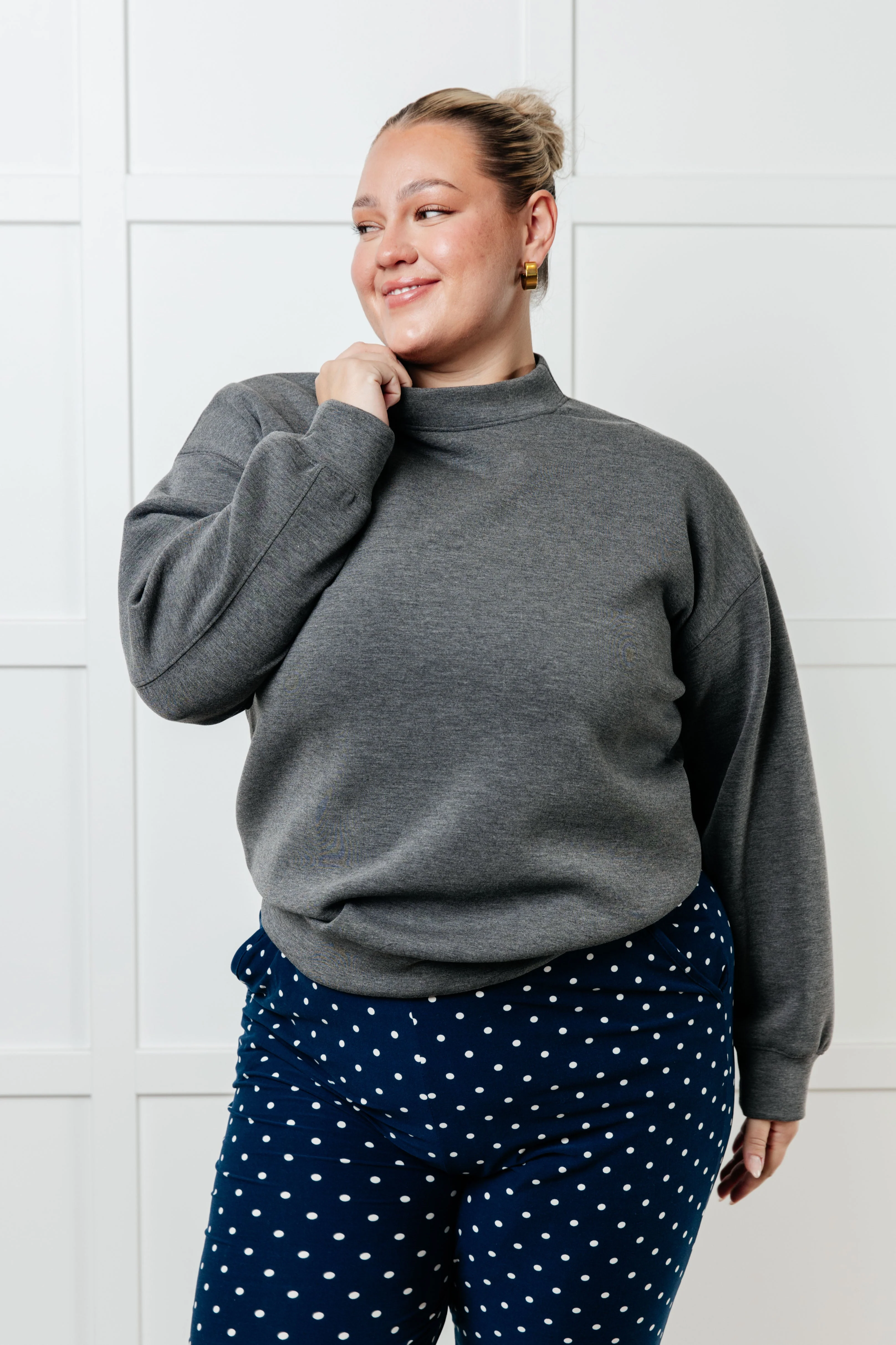 Settle In Mock Neck Sweatshirt - Image 4