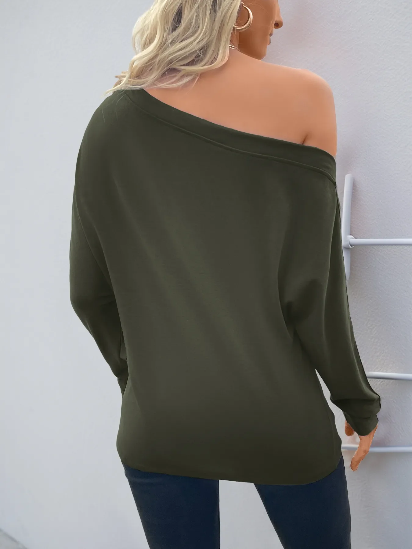 Single Shoulder Long Sleeve T-Shirt - Image 6