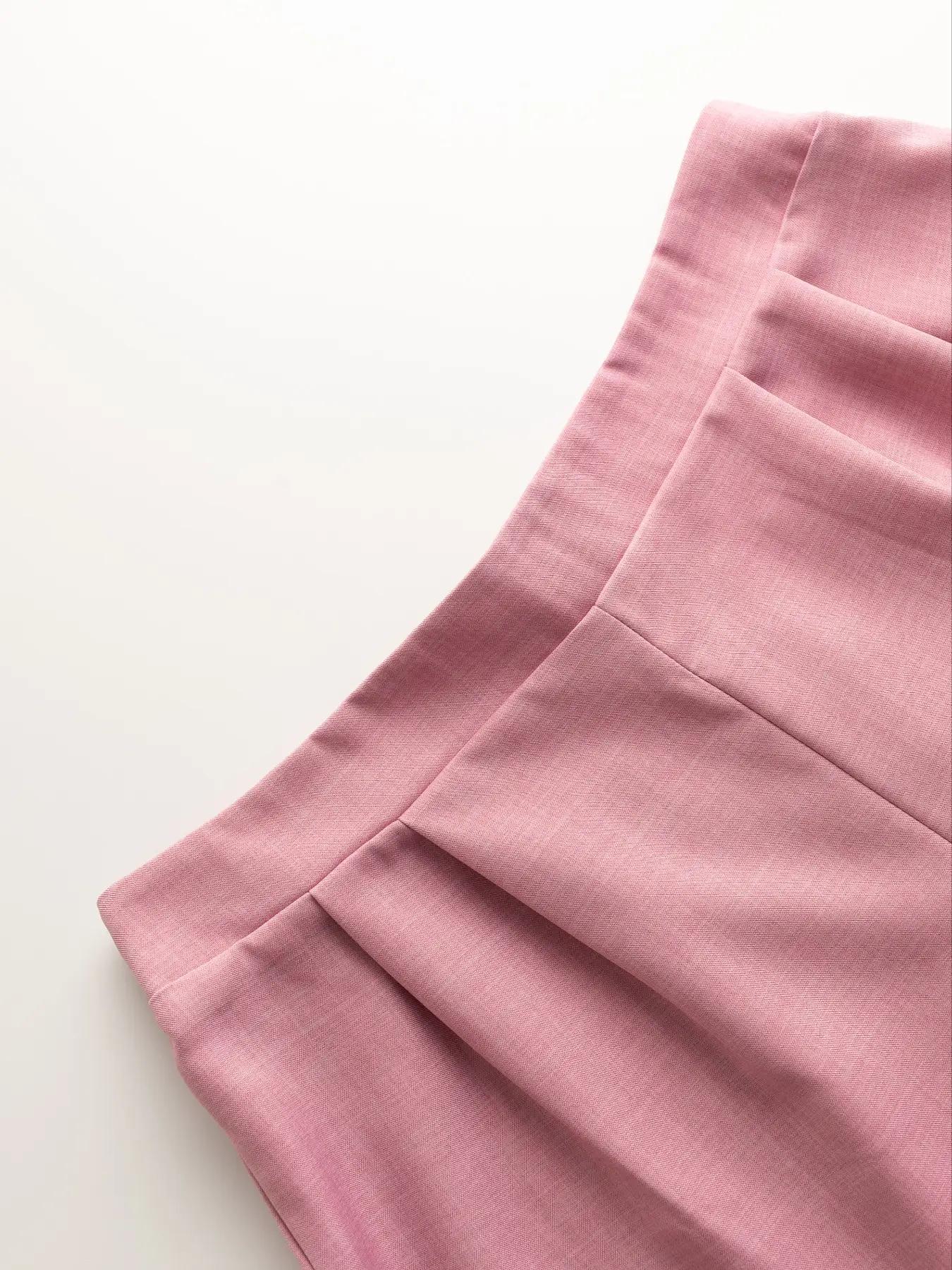 Sleeveless Blazer & Shorts Two-Piece Set - Image 9
