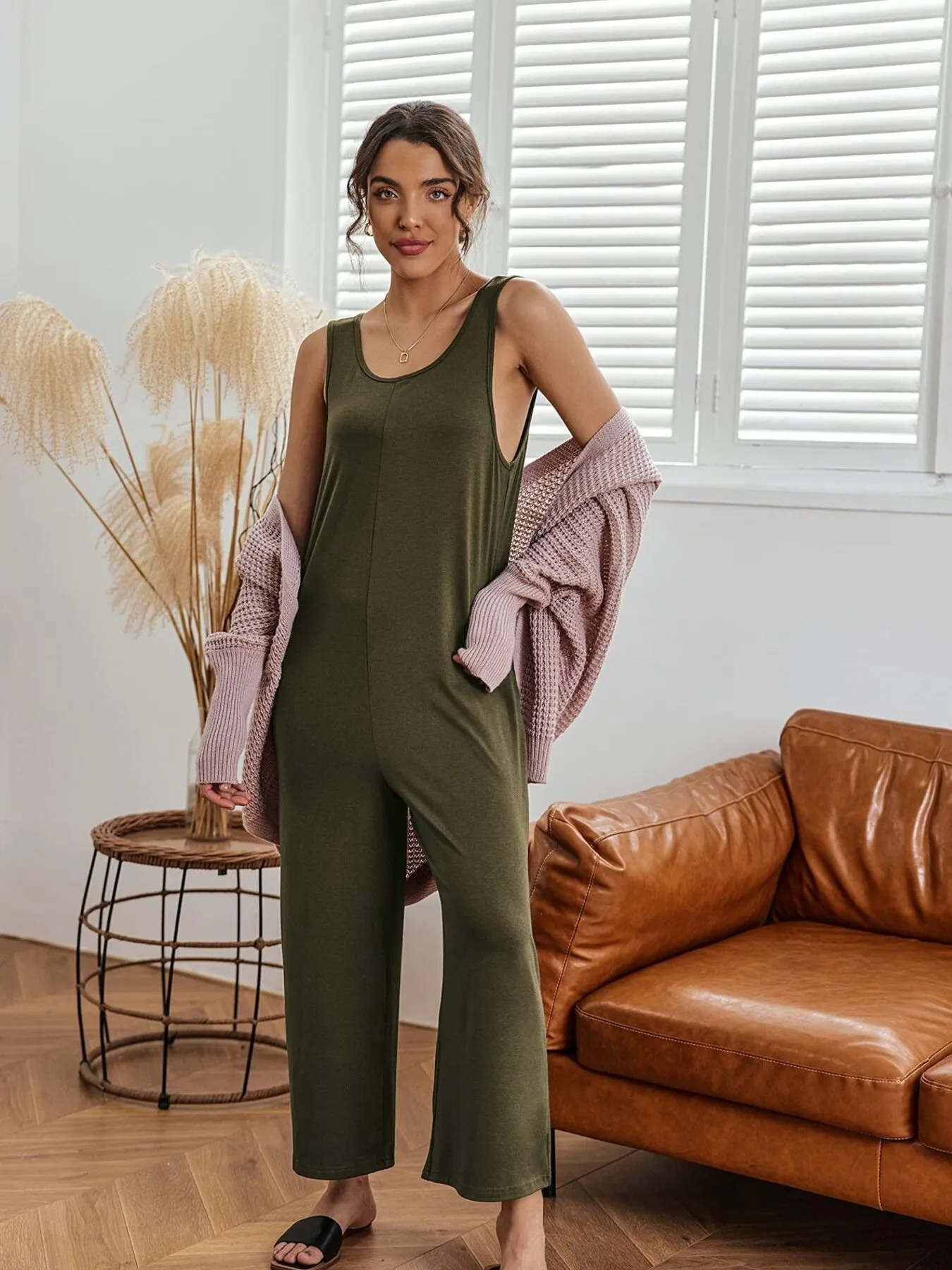 Sleeveless Wide Leg Casual Jumpsuit - Image 4