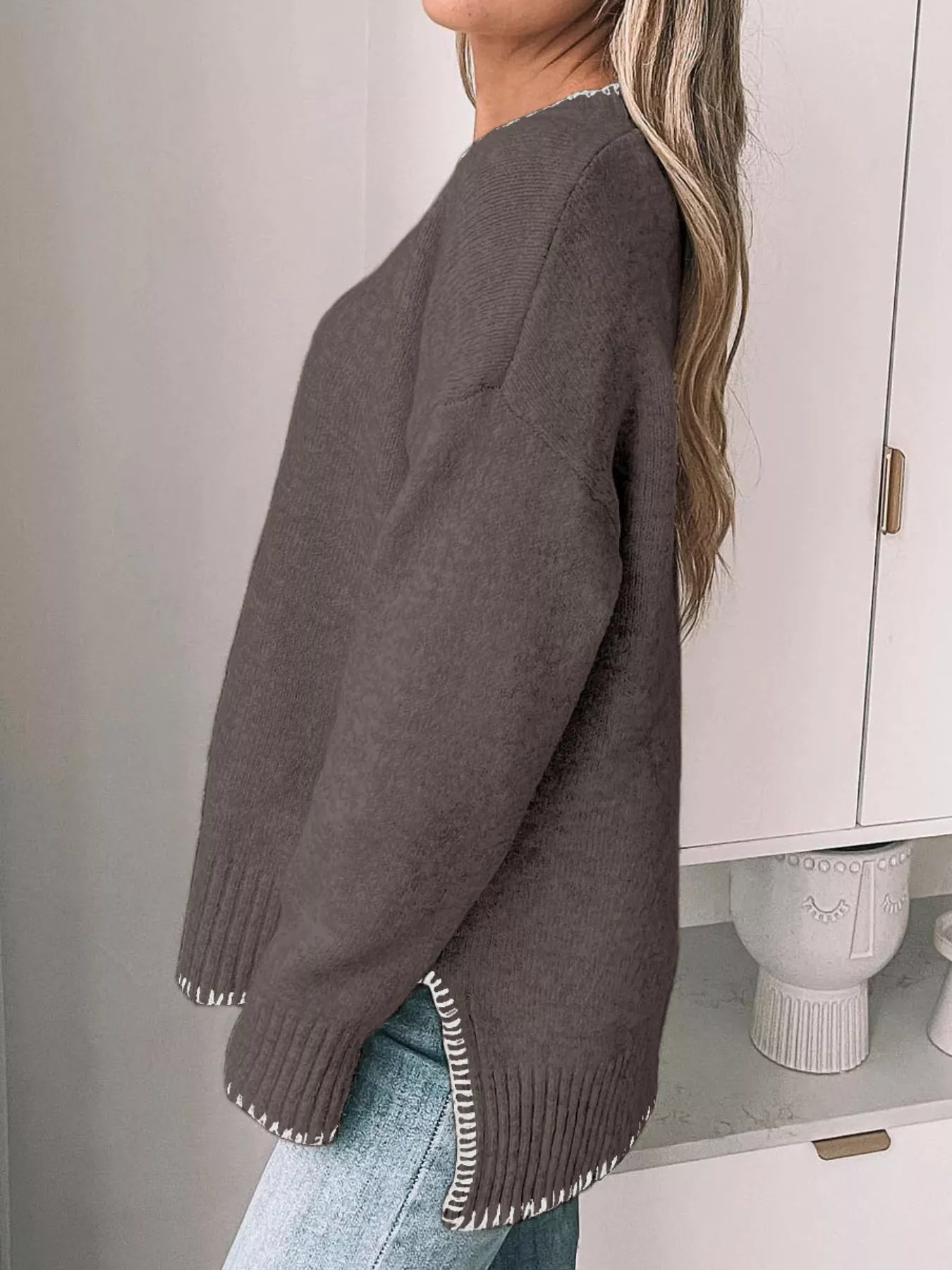 Slit Contrast Trim Round Neck Sweater - Image 7