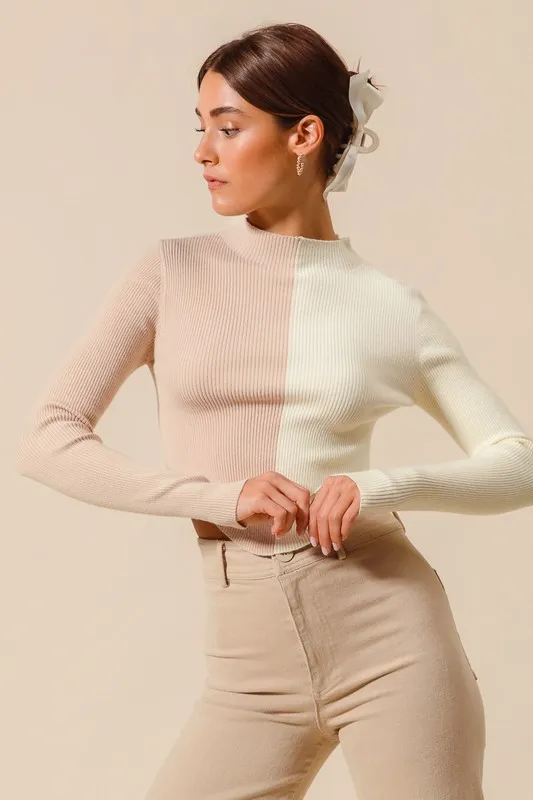 SO ME Color Block Fitted Crop Sweater Top - Image 3