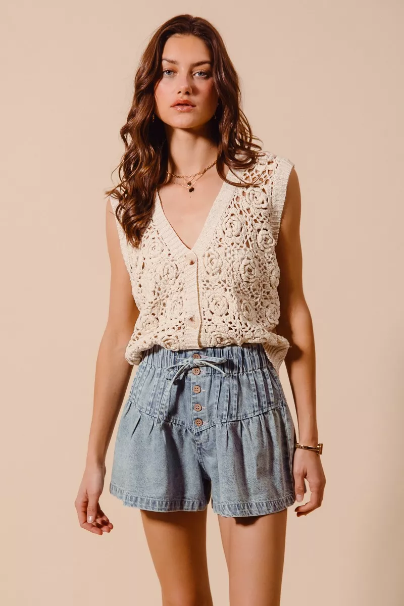 SO ME Flared Denim Shorts with Elasticized Waist - Image 6