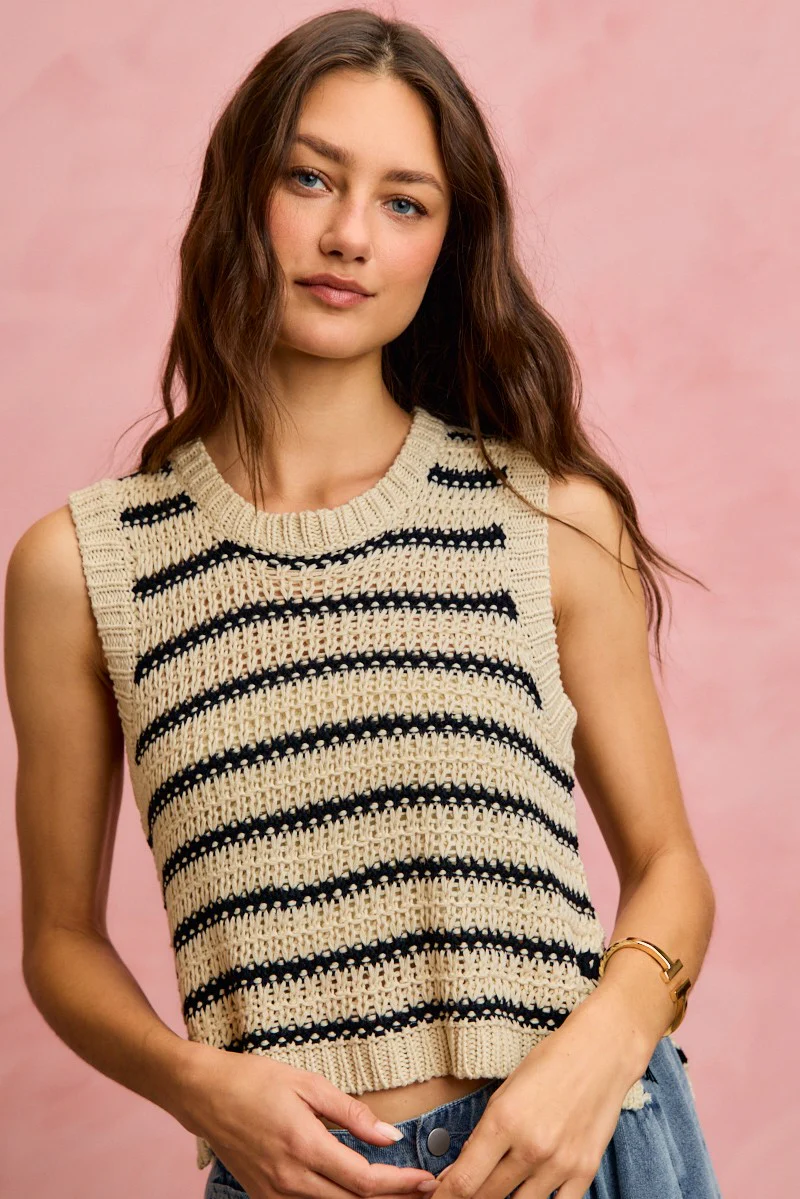SO ME Low Gauge Textured Stripe Sleeveless Sweater Top - Image 8