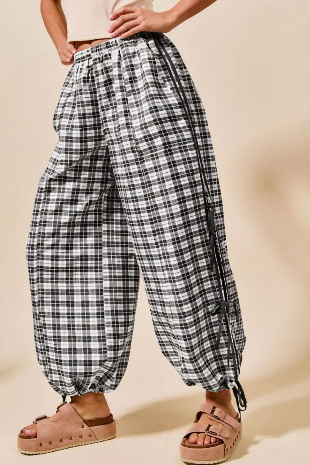 SO ME Plaid Elastic Waist Balloon Pants - Image 2