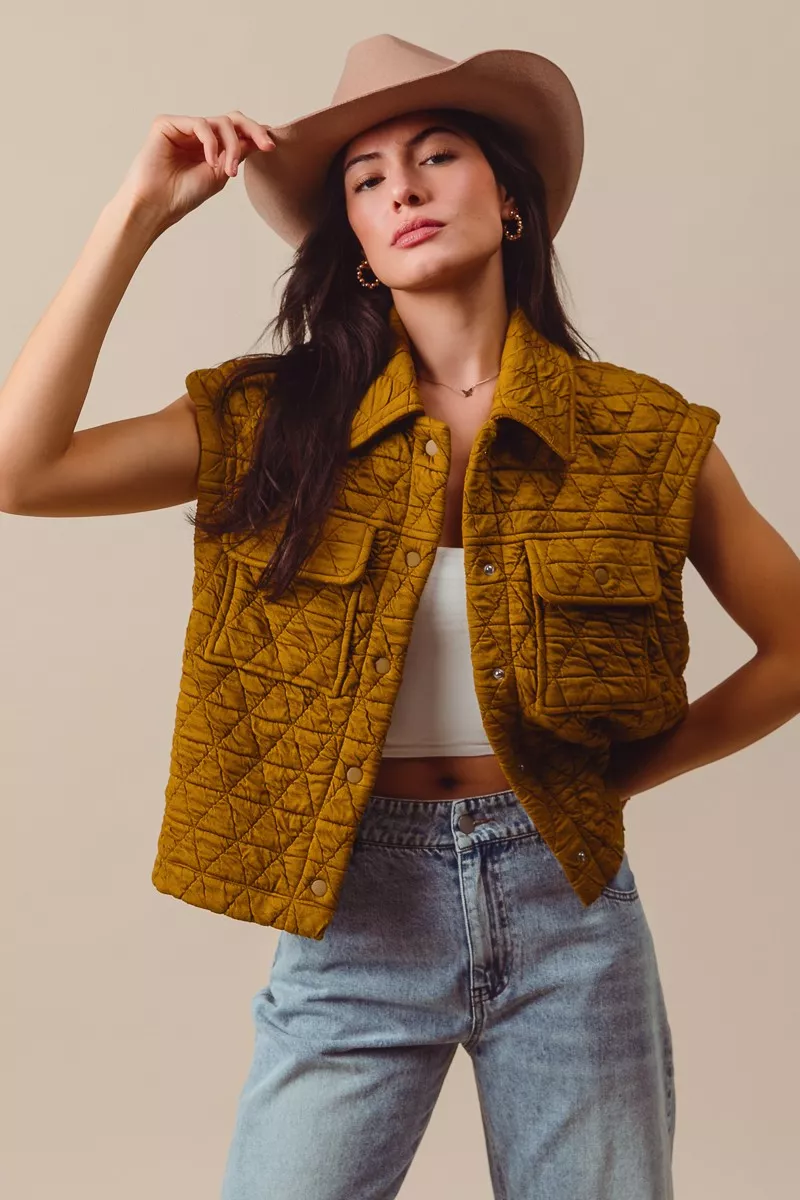 SO ME Triangle Quilting Stitch Button Up Knit Vest - Image 5