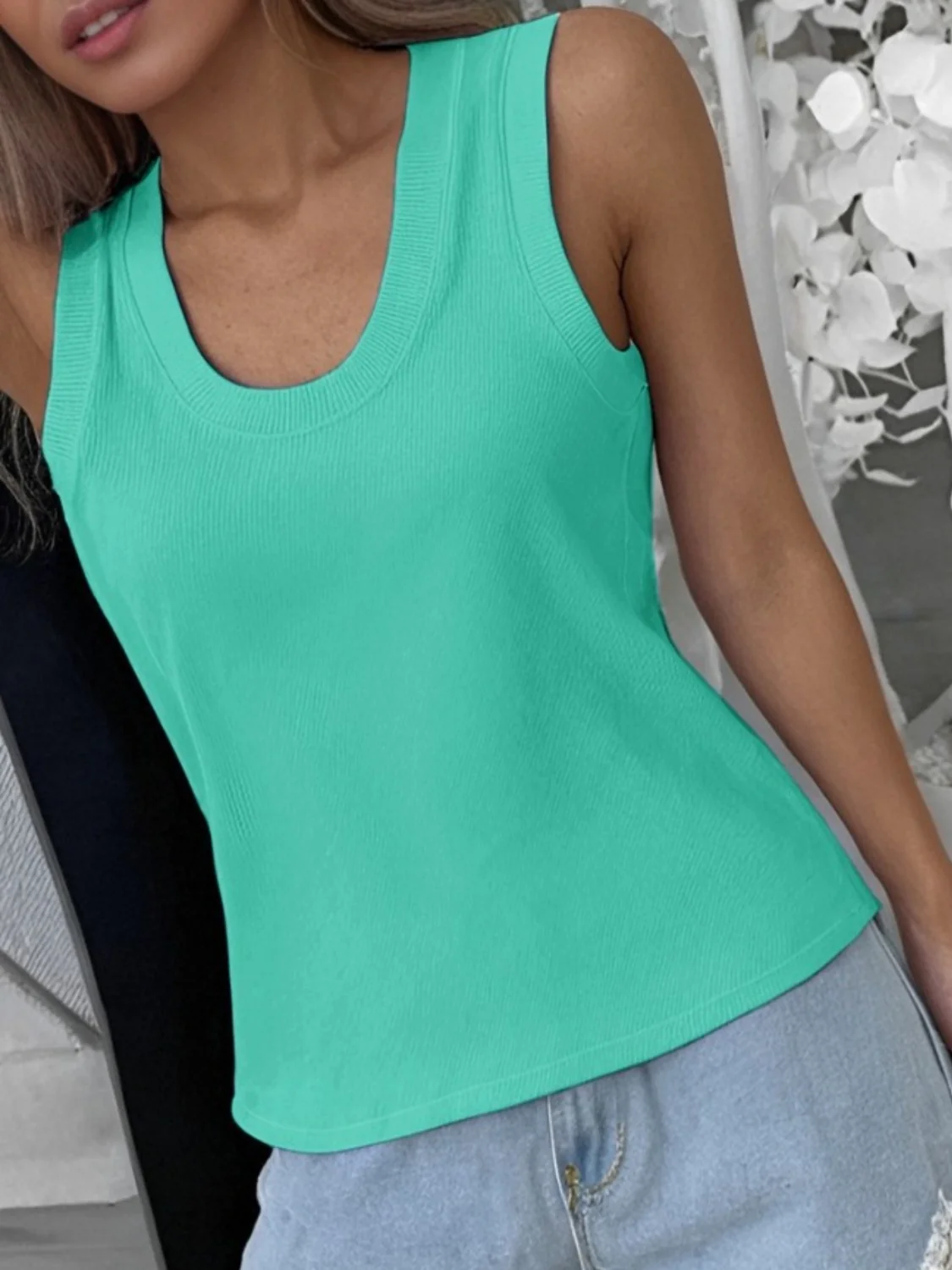 Solid Scoop Neck Tank - Image 10