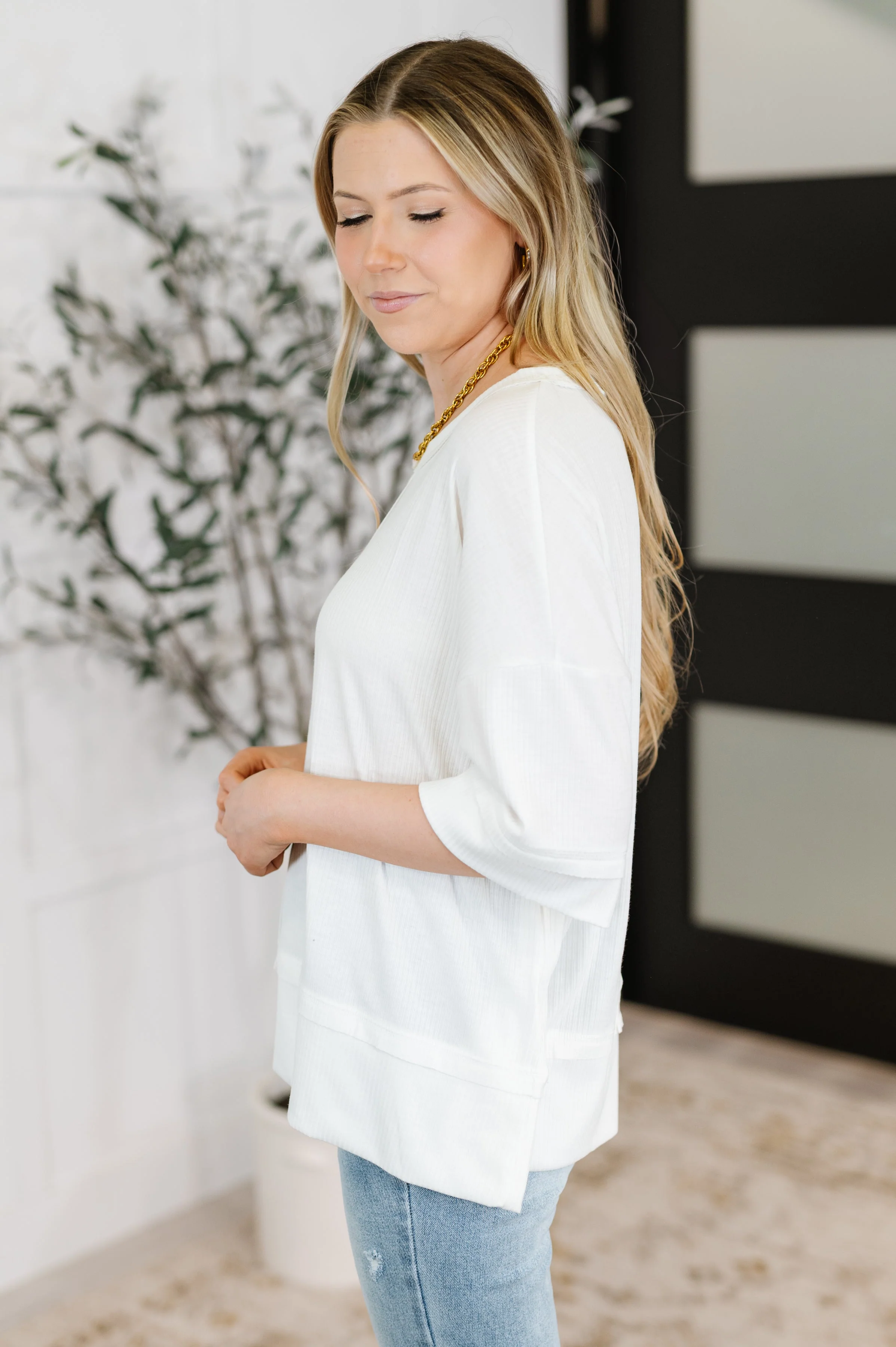 Stay On Top Relaxed Tee in Off White - Image 4