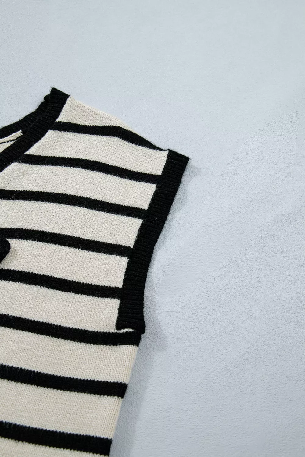 Stripe Bow Applique Short Sleeve Sweater - Image 9