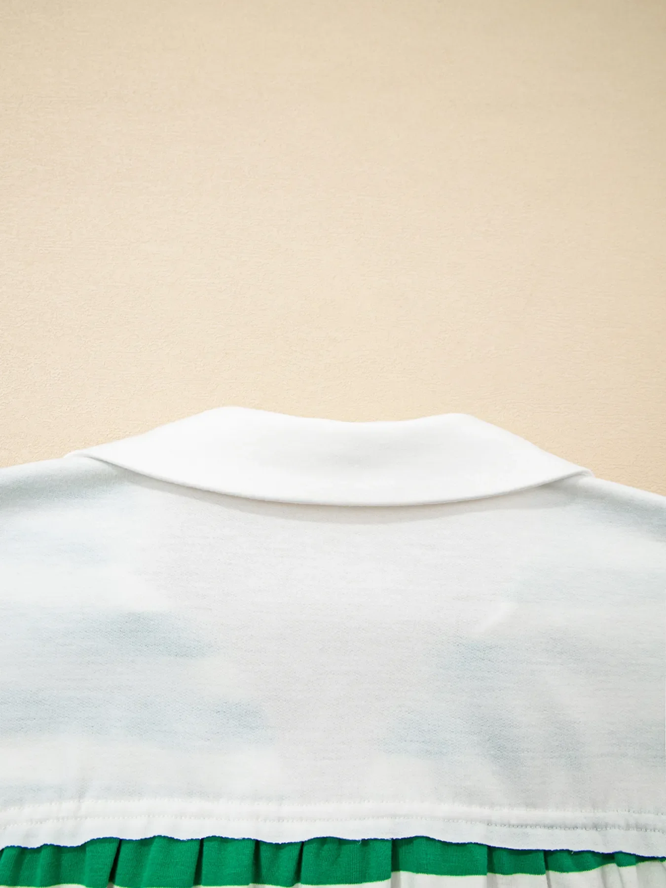 Stripe Colorblock Collared V Neck Cropped Top - Image 7