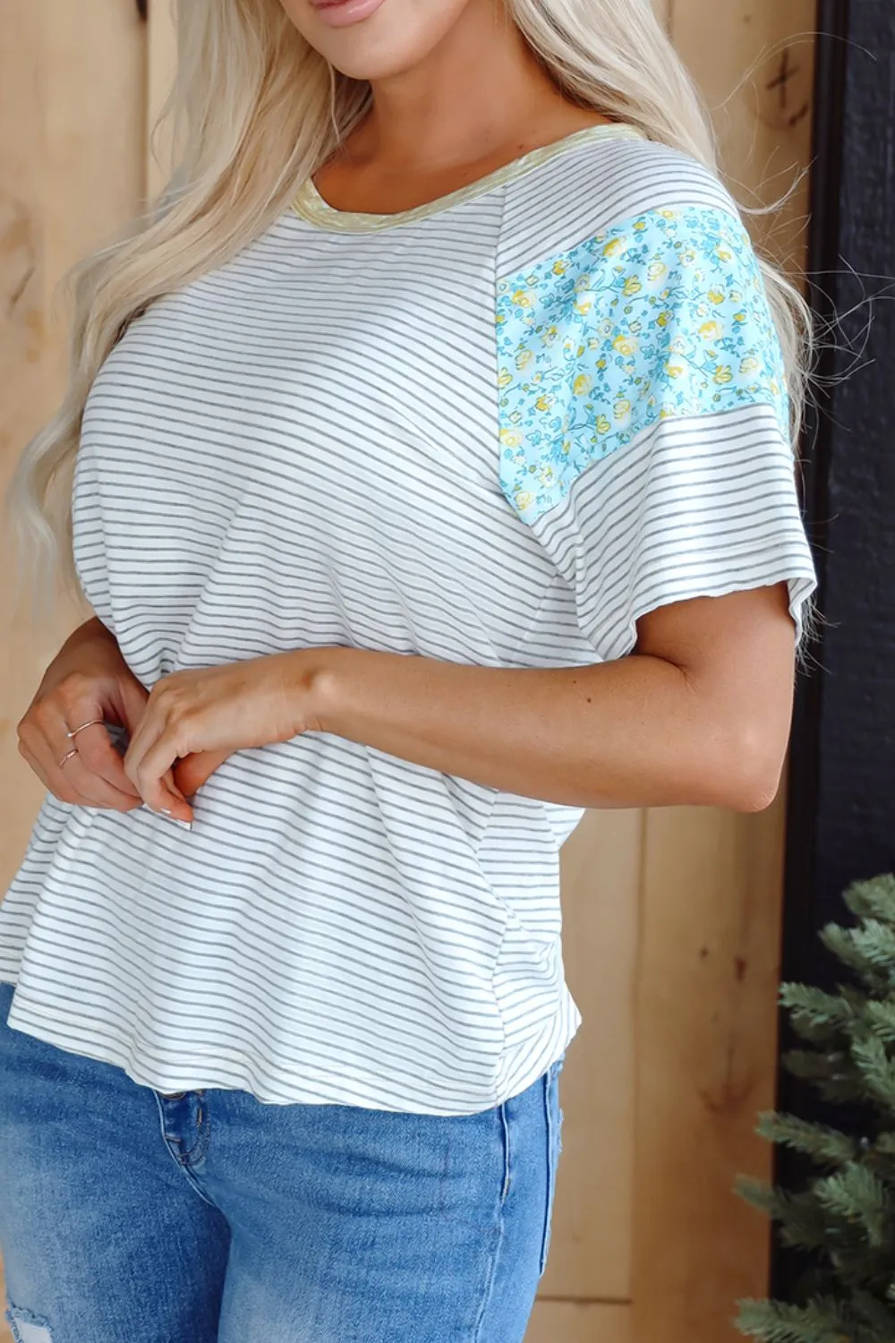 Stripe Floral Insert Sleeves Contrast Round Neck Tee - Image 5
