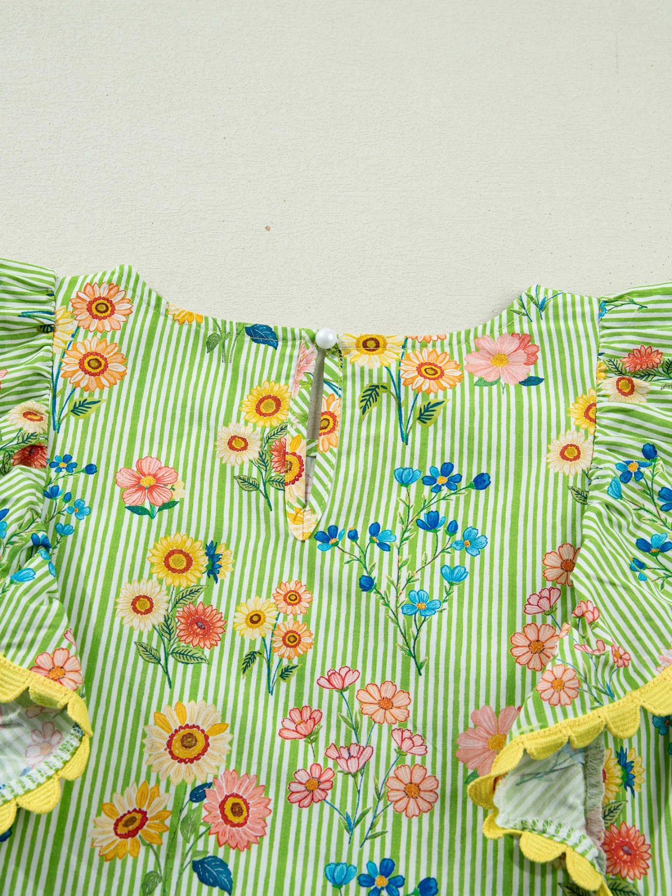 Stripe Floral Printed Scalloped Detail Ruffle Short Sleeve Blouse - Image 6