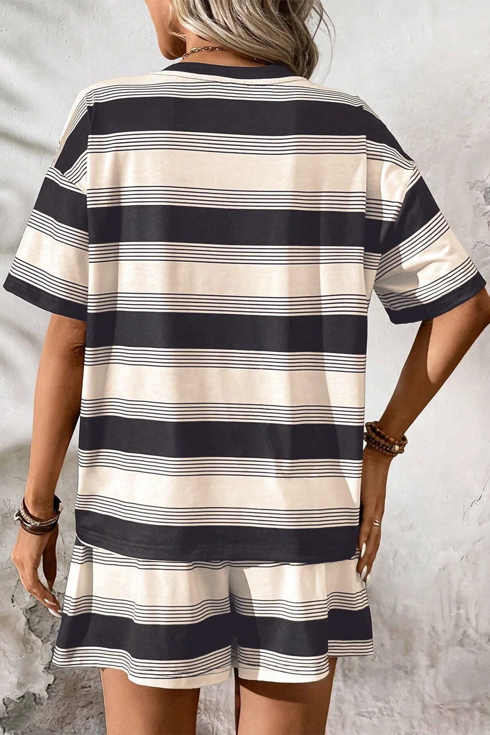 Stripe Half Sleeve T-Shirt and High Waist Pocketed Shorts Set - Image 3