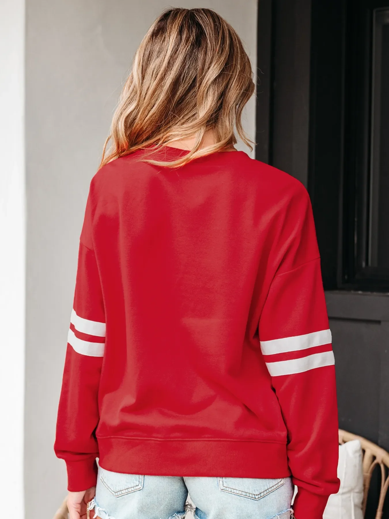 Stripe Round Neck Long Sleeve Sweatshirt - Image 12