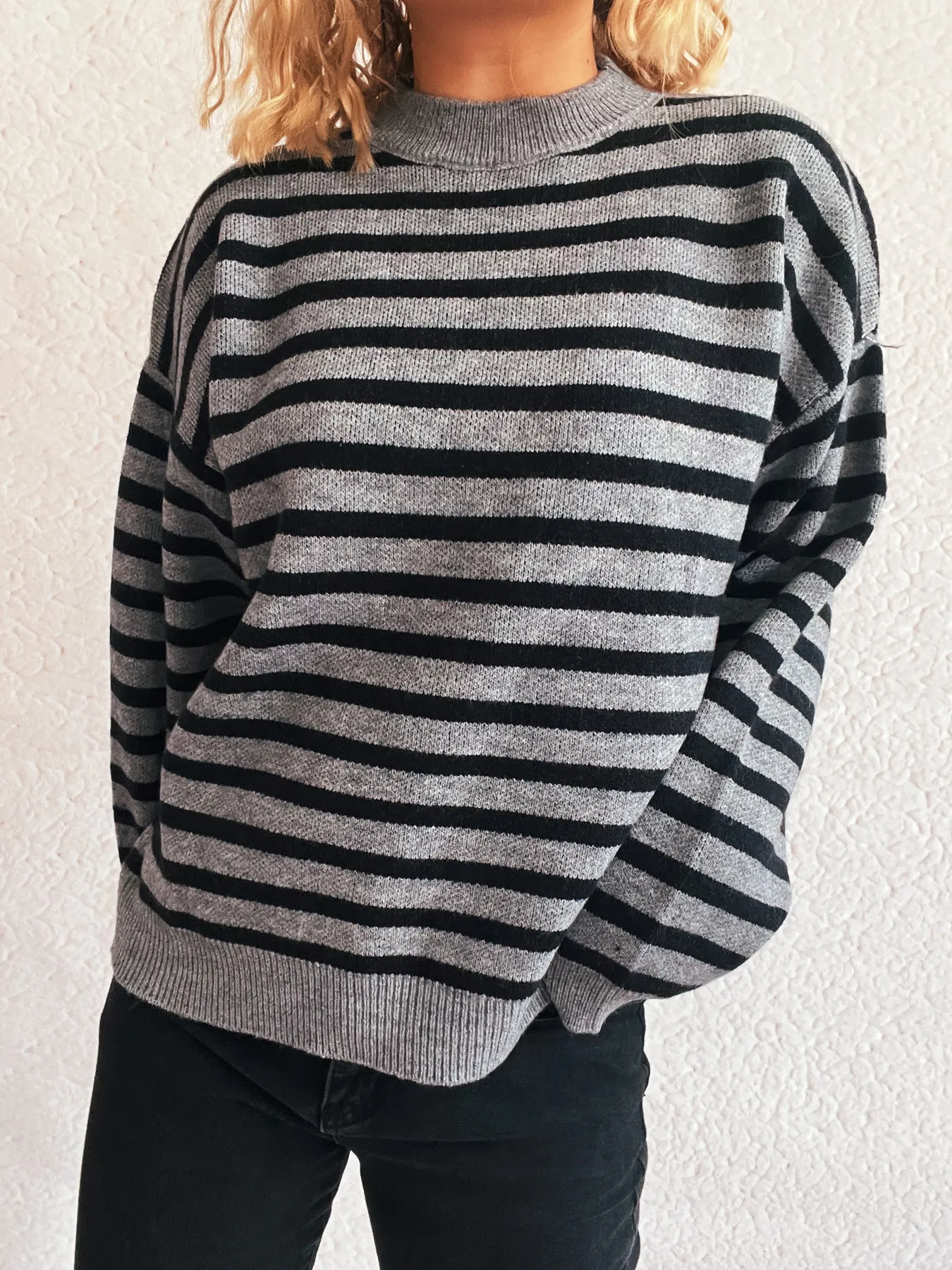 Striped Mock Neck Long Sleeve Sweater - Image 22