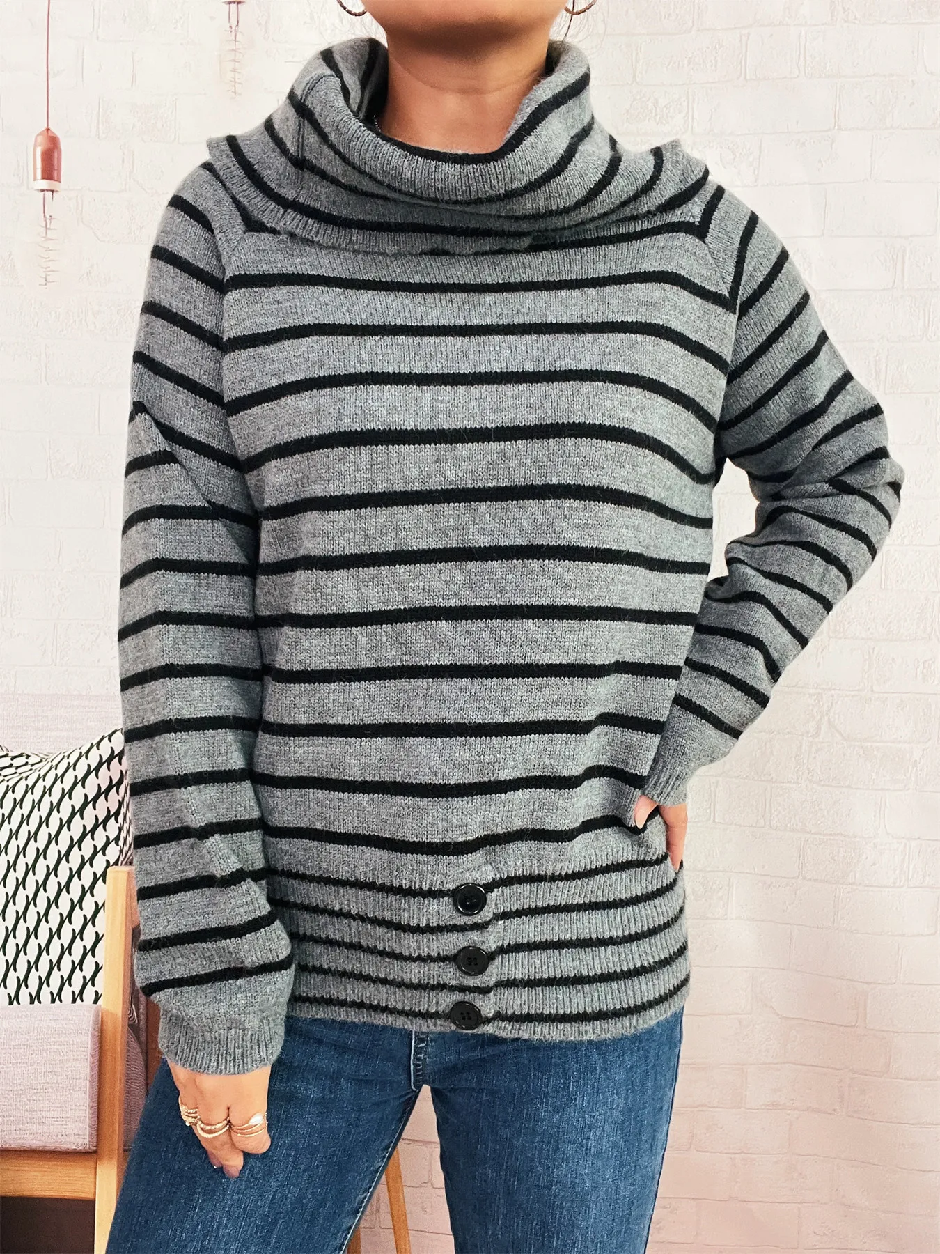 Striped Turtleneck Long Sleeve Sweater - Image 5