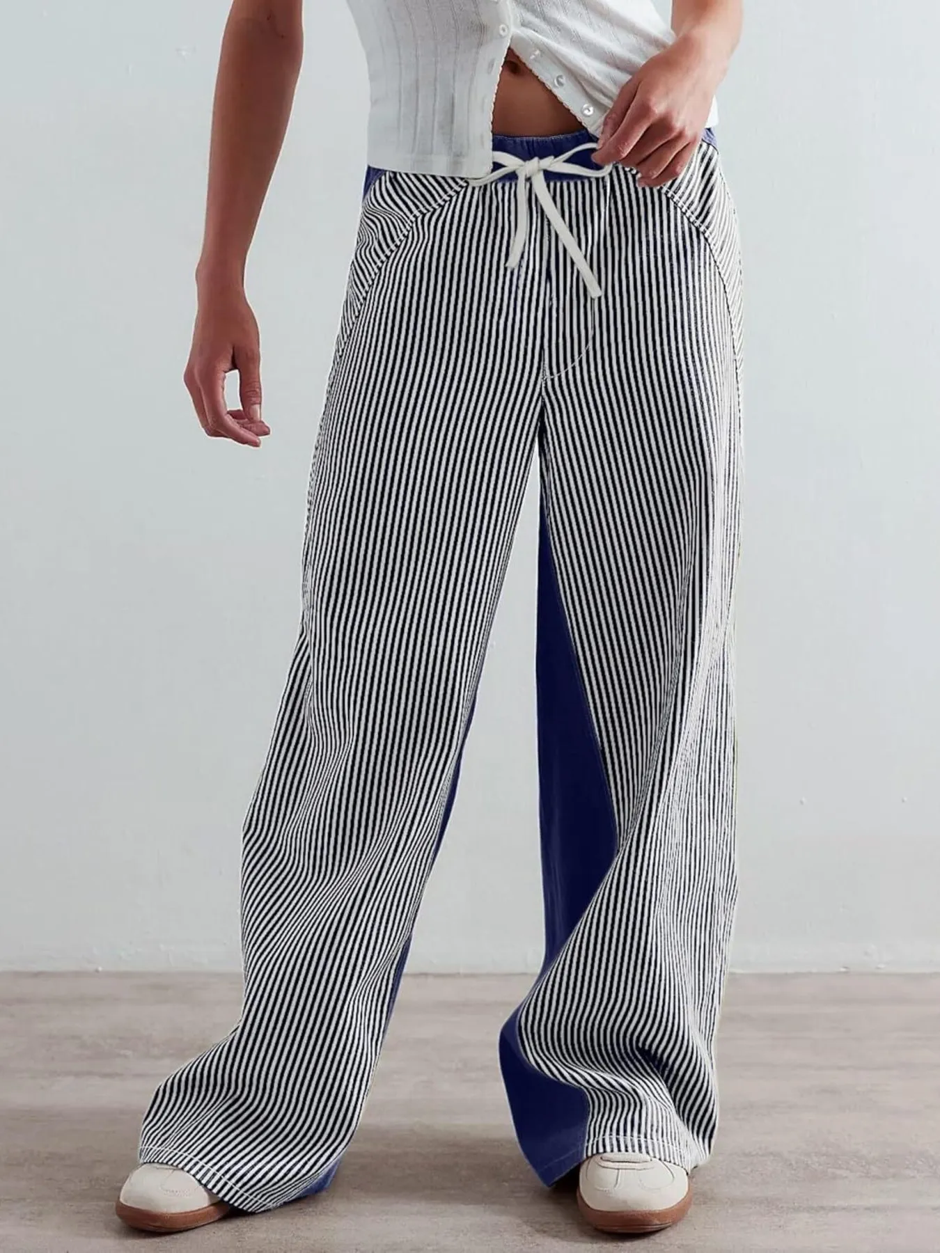 Striped Wide Leg Jeans - Image 4