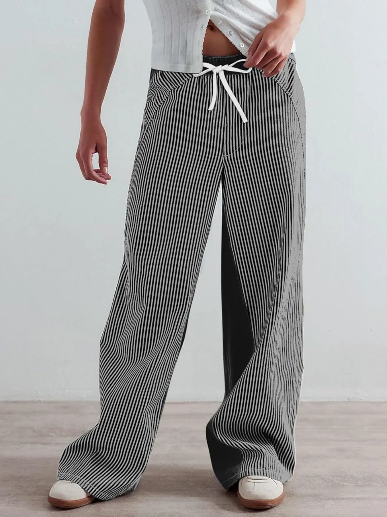 Striped Wide Leg Jeans - Image 9