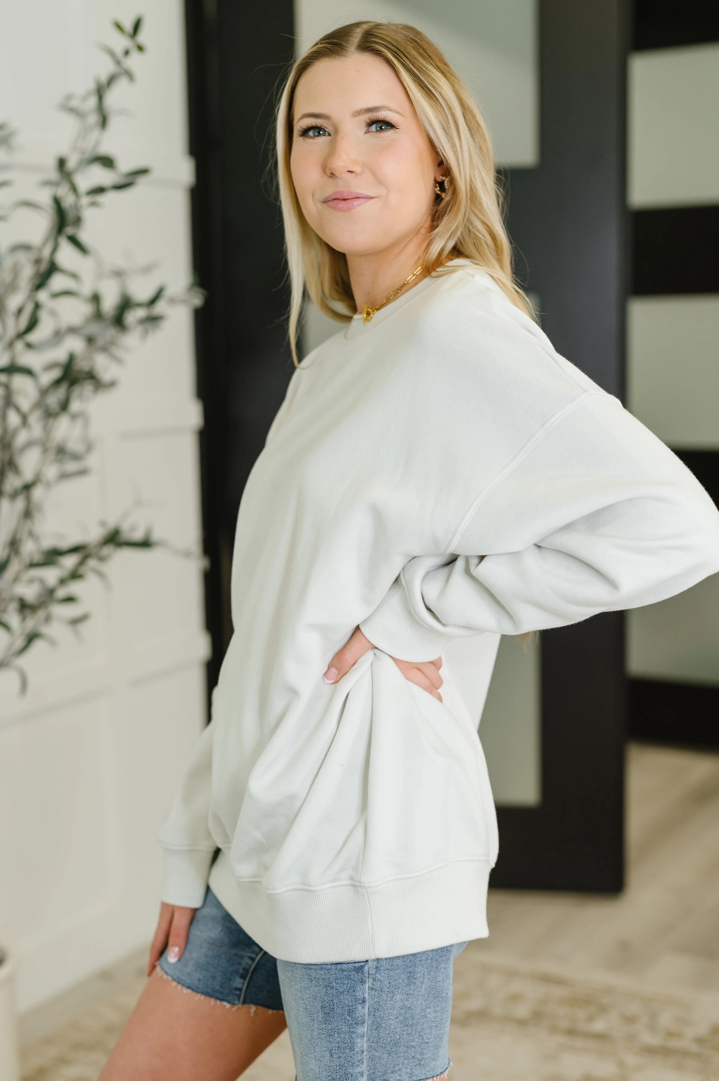 Sunday Snug Relaxed Pullover in Bone - Image 4