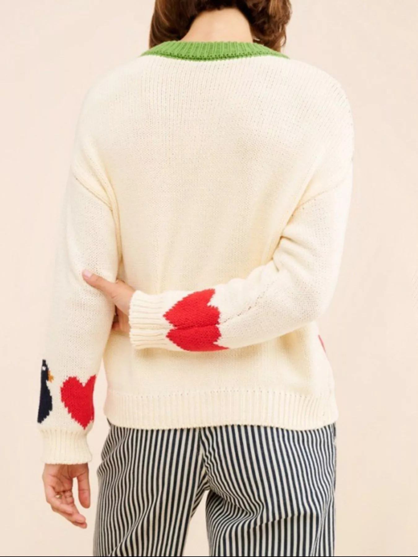 Swan Heart Pattern Round Neck Sweater - Image 7