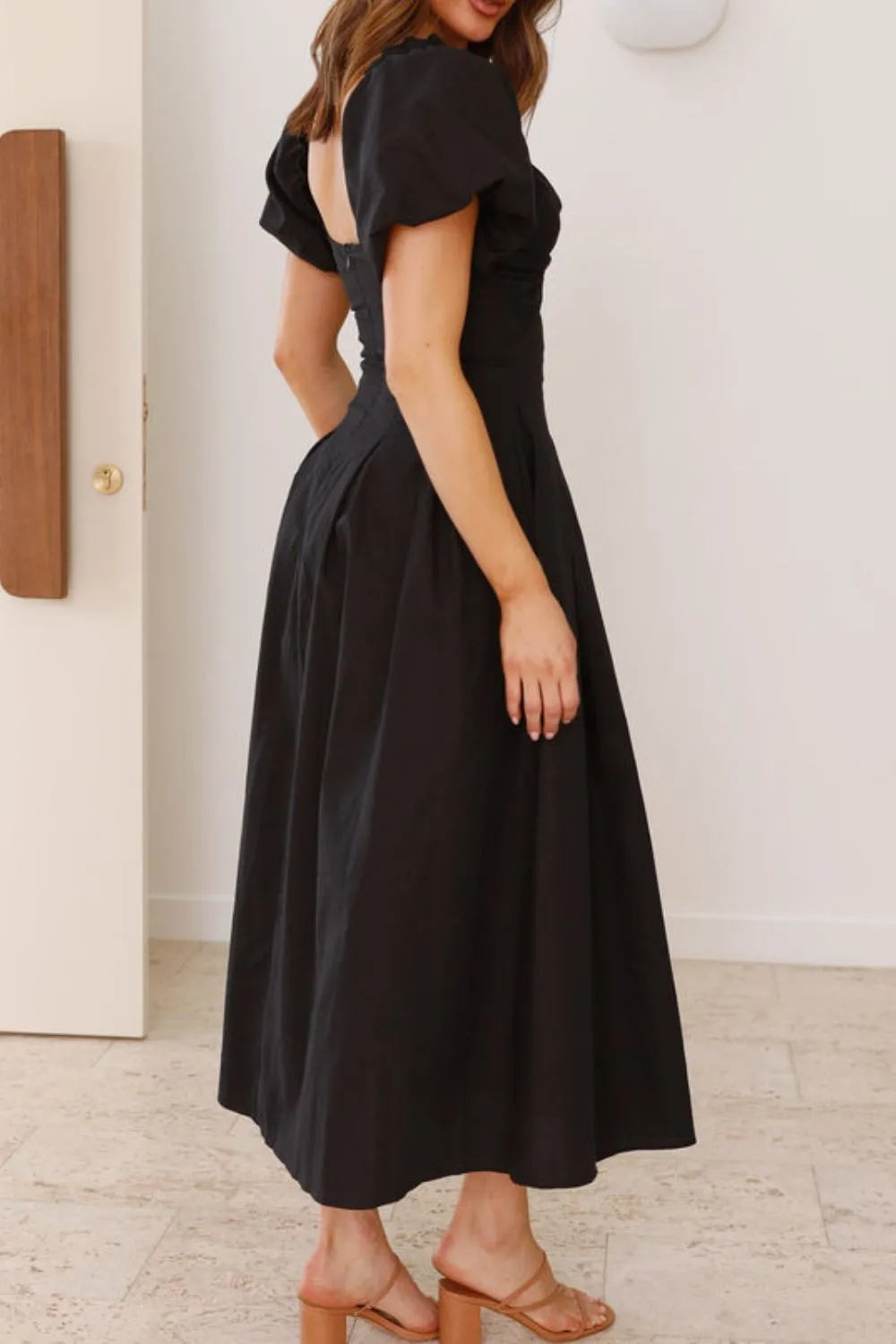 Sweetheart Neck Puff Sleeve Dress - Image 16