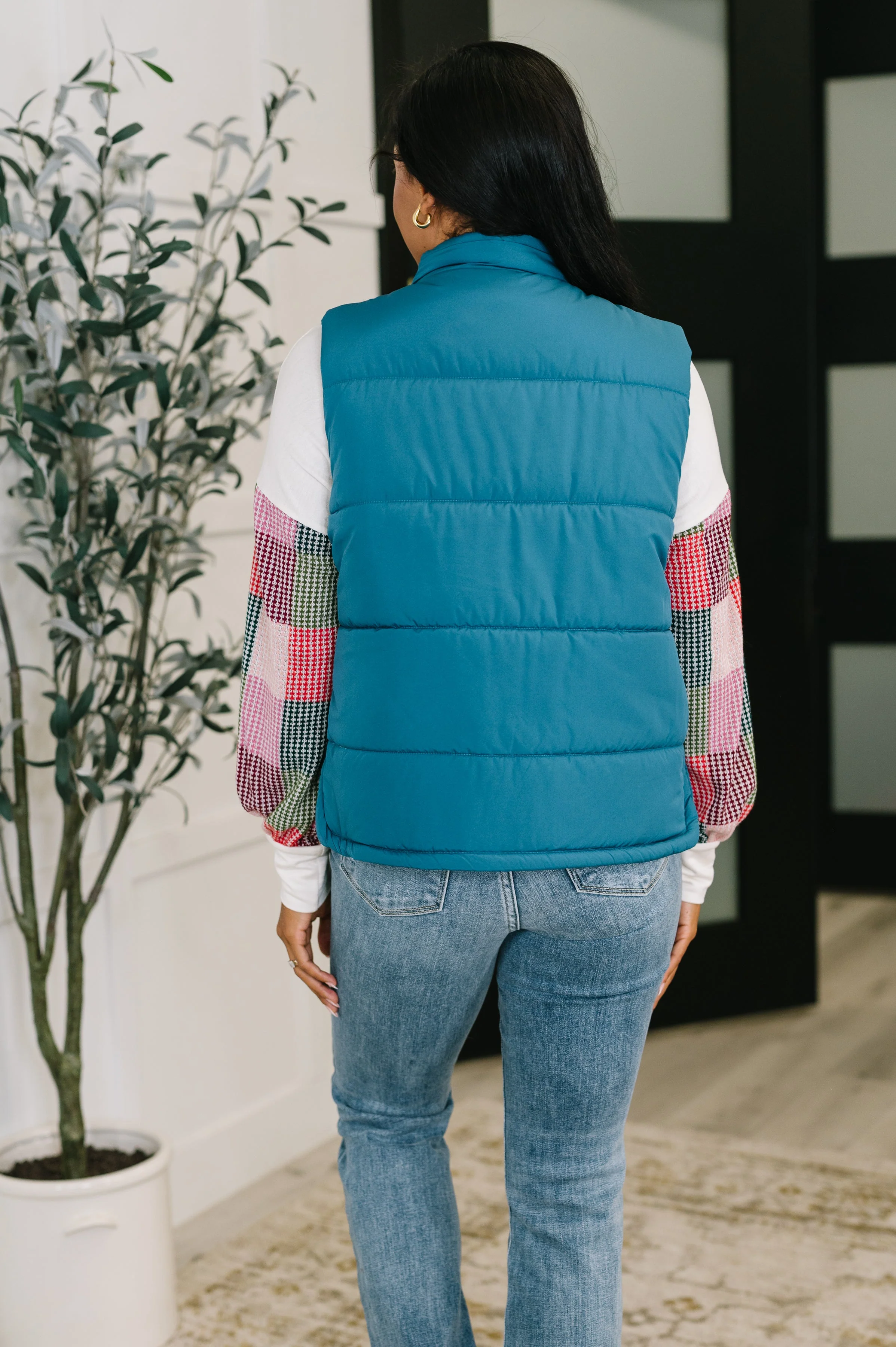 That's What I'm Talkin' About Puffer Vest in Teal - Image 5