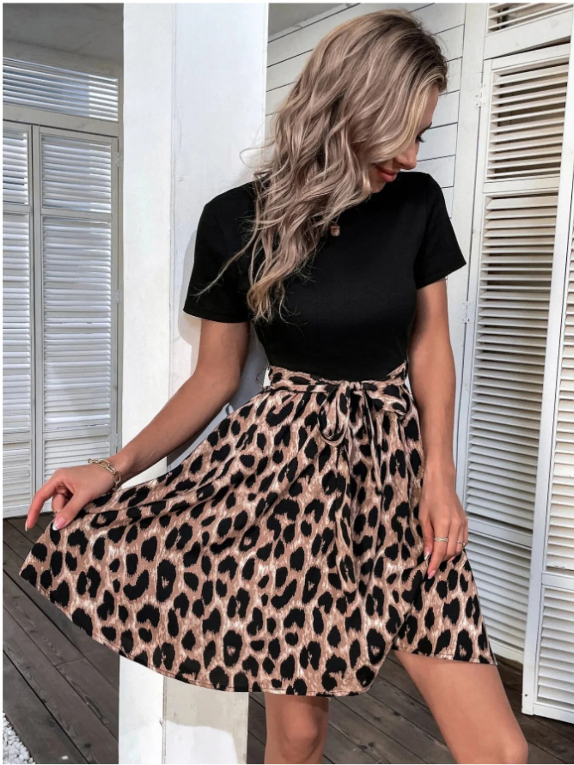 Tied Front Contrast Leopard Short Sleeve Mini Dress - Image 8