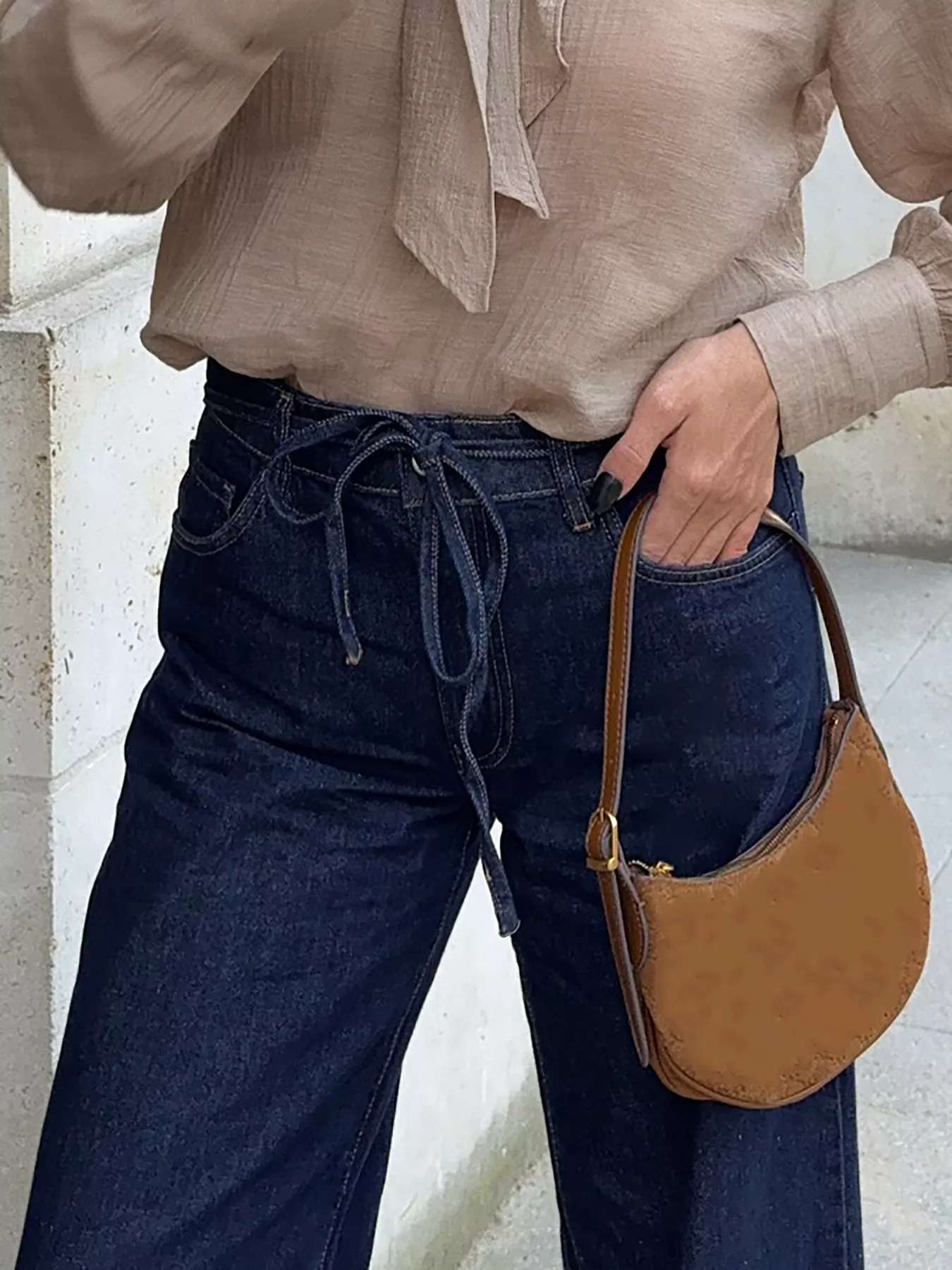 Tied Loose Fit Flare Jeans - Image 2