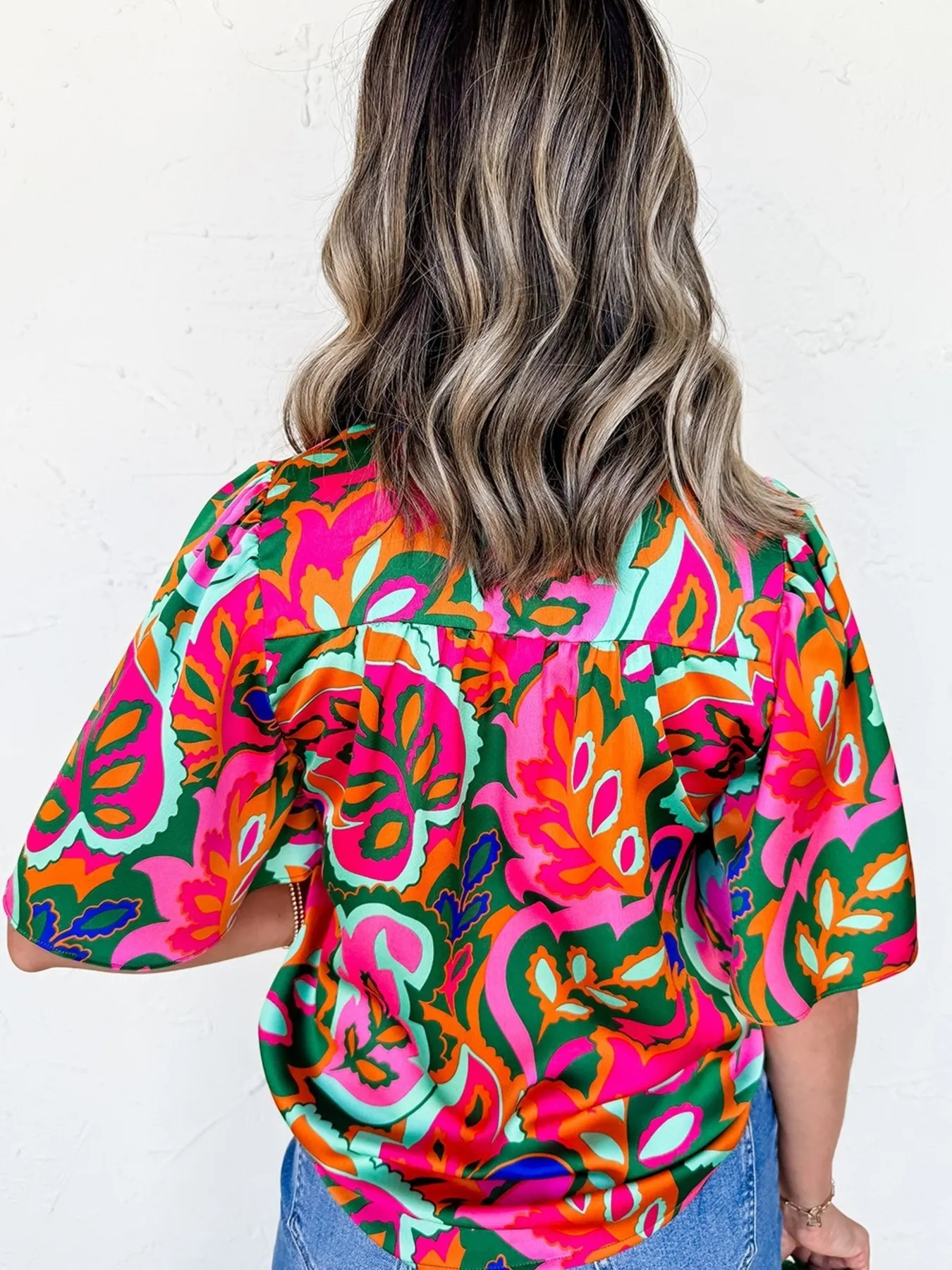 Tropical Print Short Sleeve Tie Neck Blouse - Image 2
