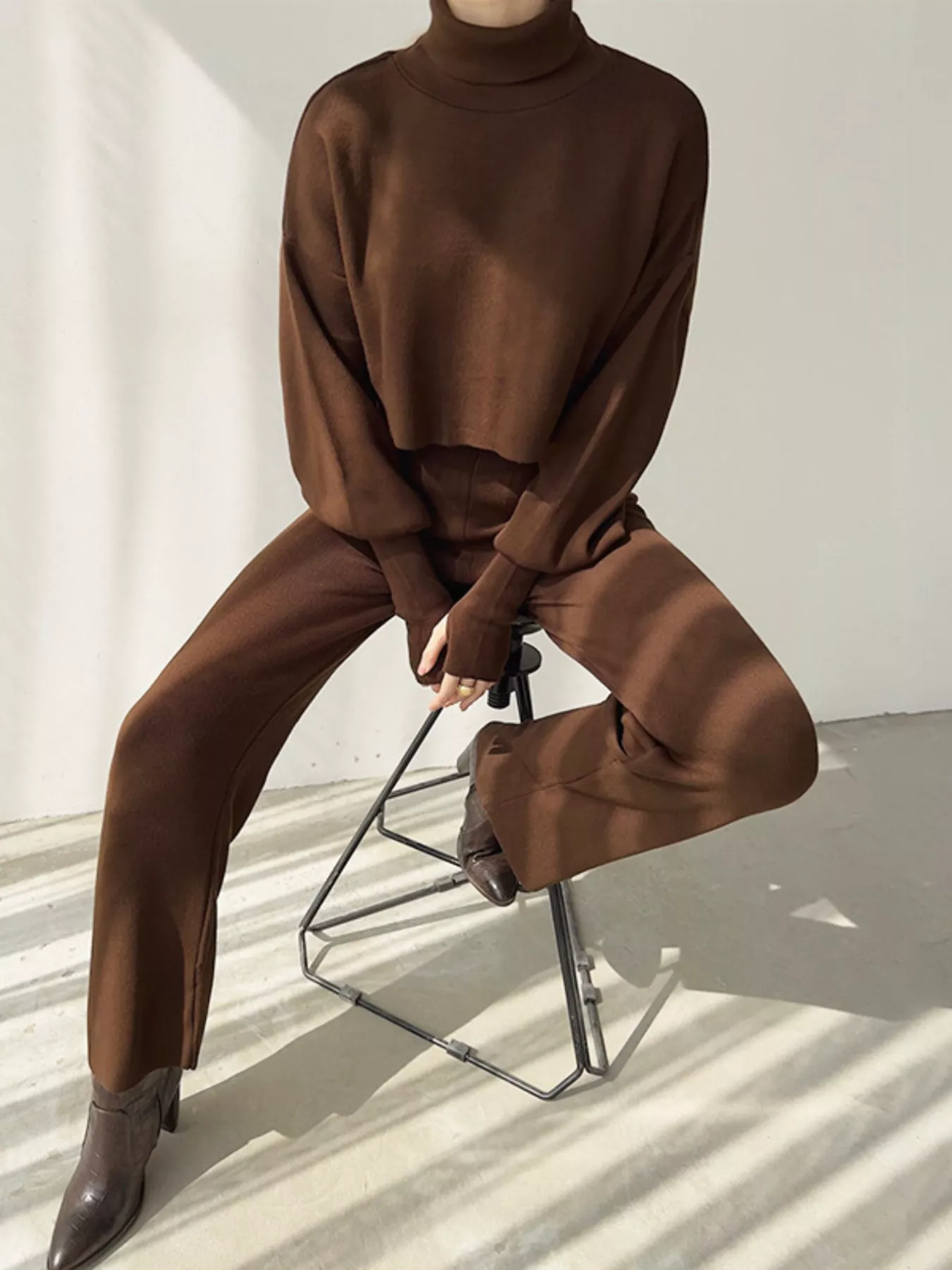 Turtleneck Long Sleeve Top & Pants Set - Image 10