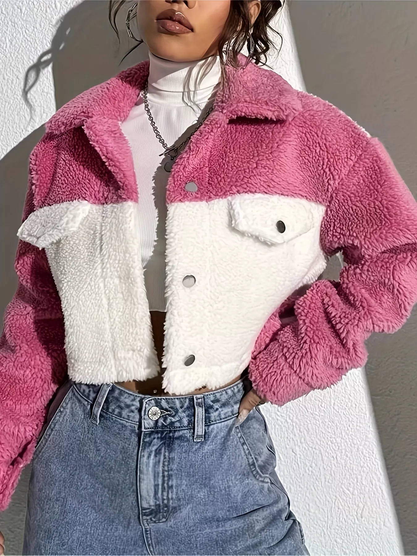 Two-Tone Plush Cropped Jacket - Image 4