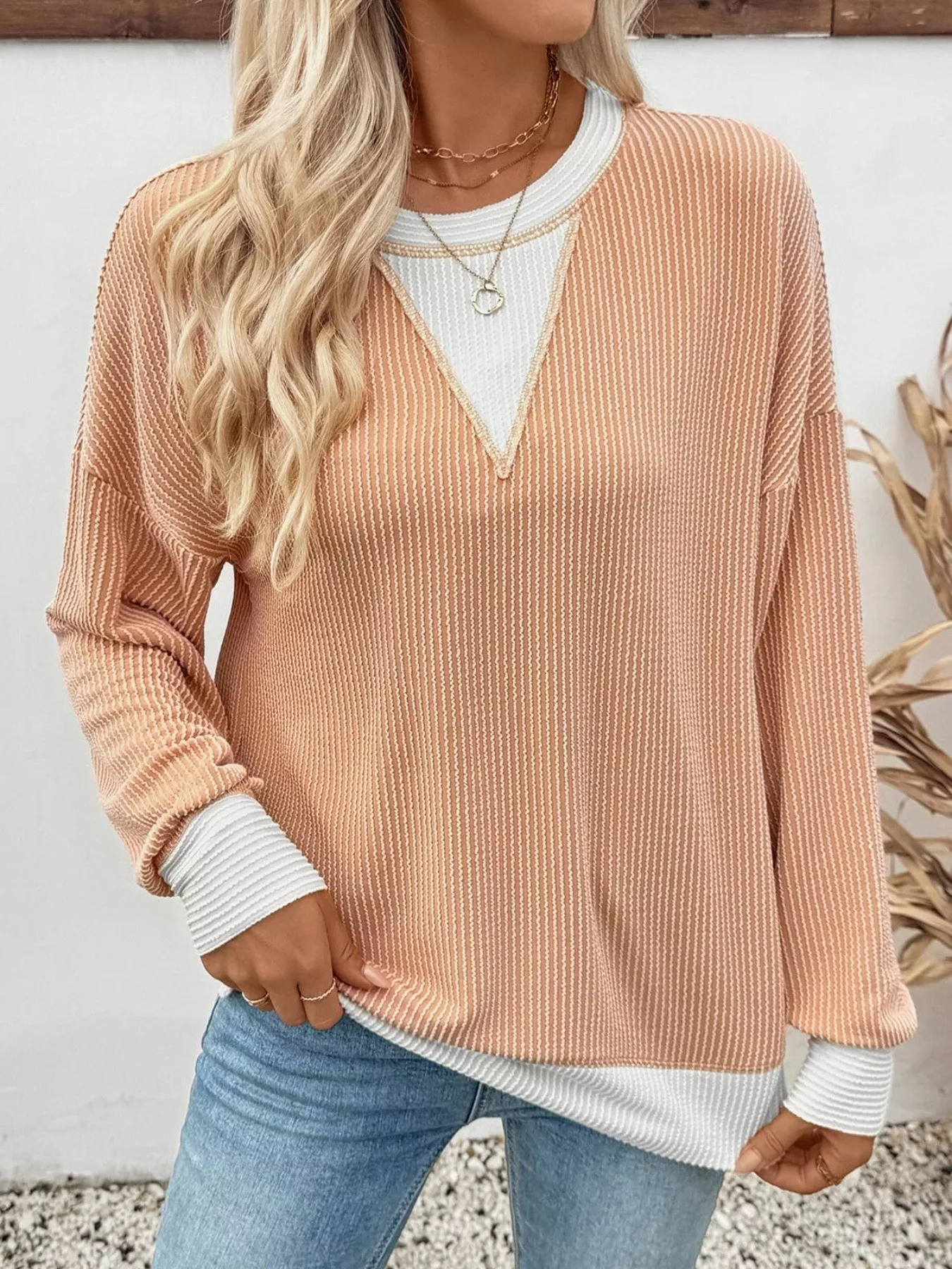 Two-Tone Ribbed Knit Sweatshirt - Image 2