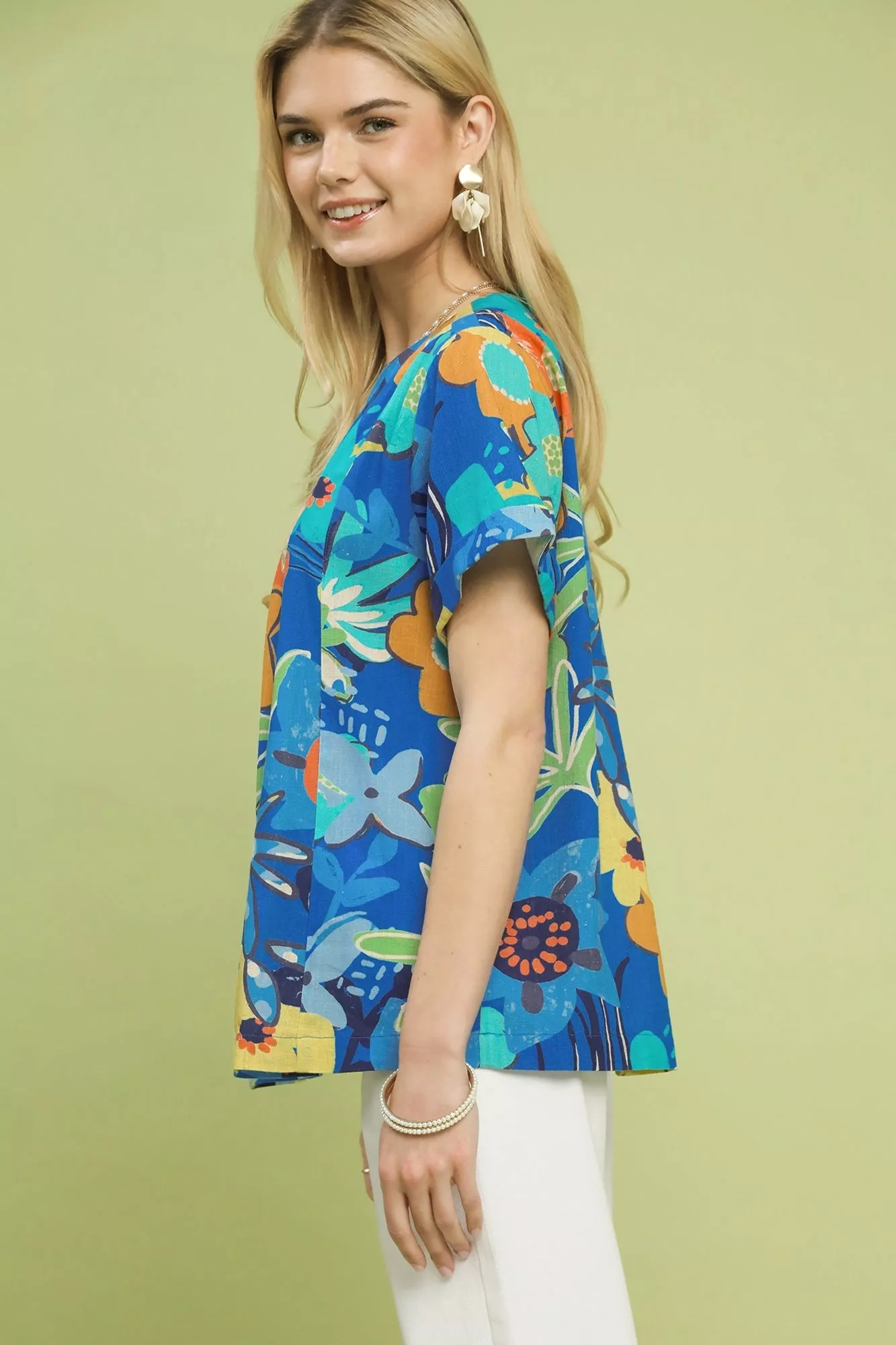 Umgee Abstract Floral Pleated Blouse - Image 2