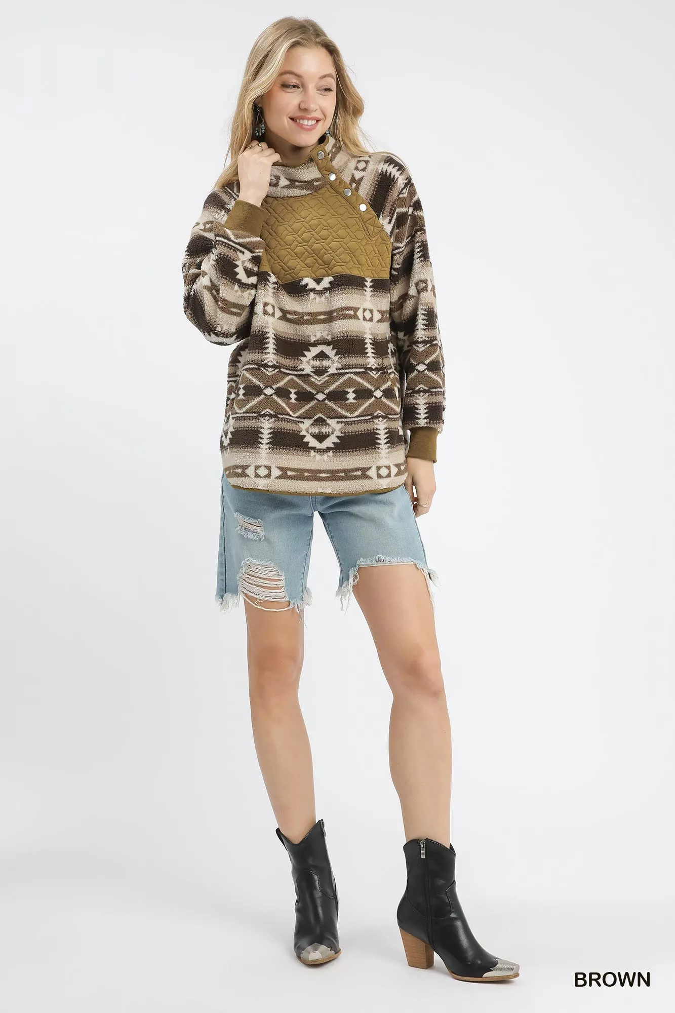 Umgee Aztec Print Sherpa Pullover - Image 5