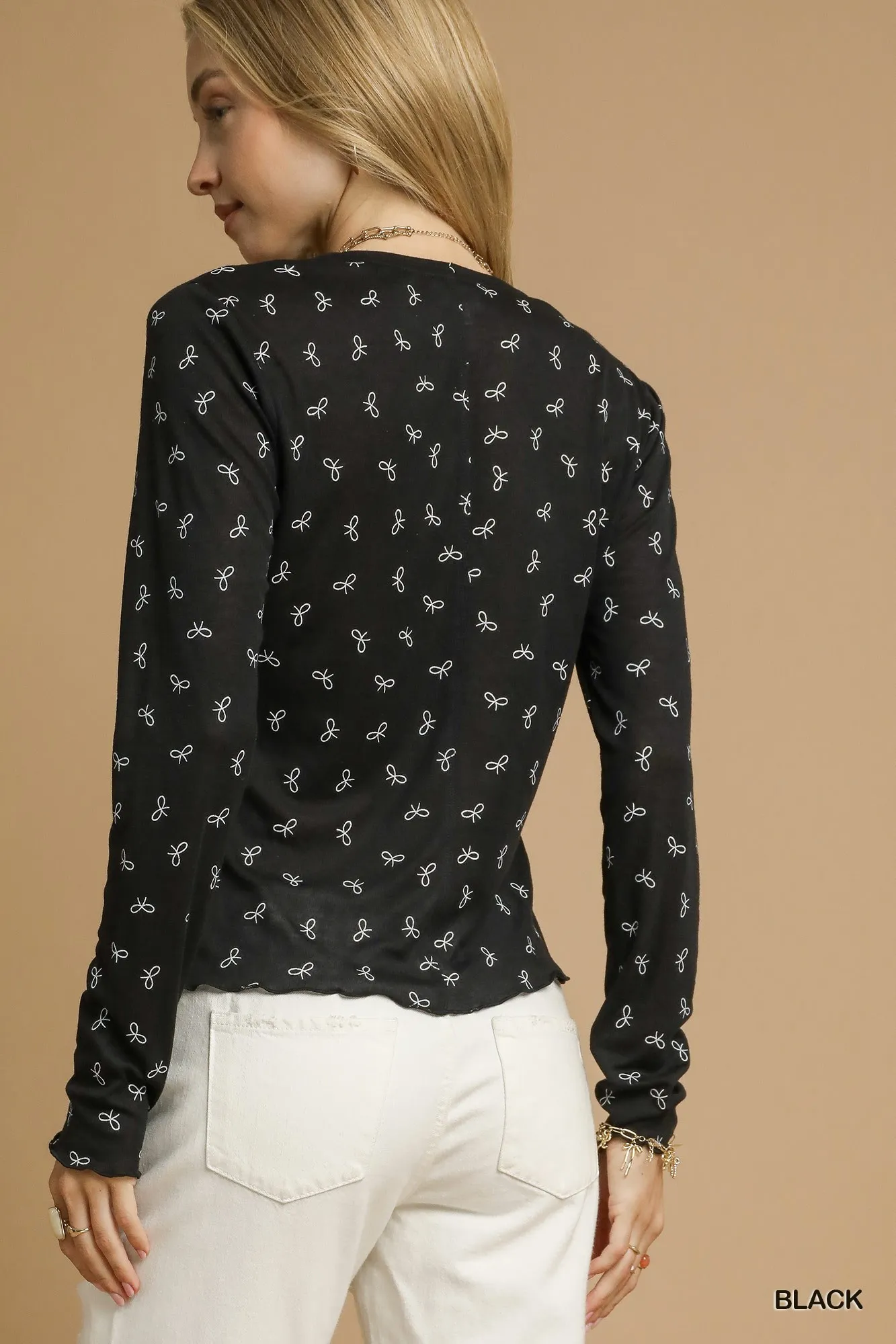 Umgee Bow Print Lightweight Knit Top - Image 2