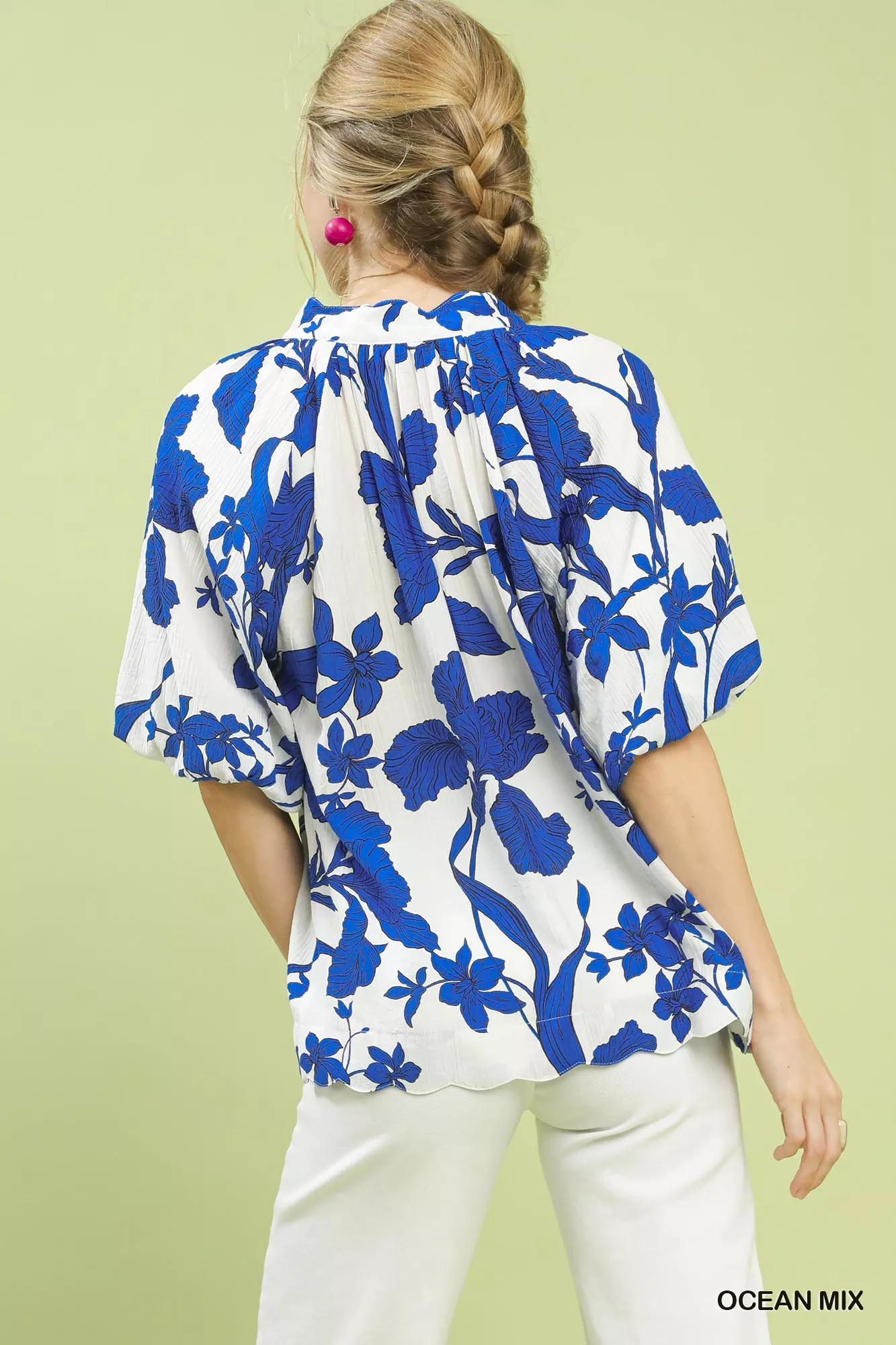 Umgee Floral Print Puff Sleeve Blouse with Scallop Hem - Image 3
