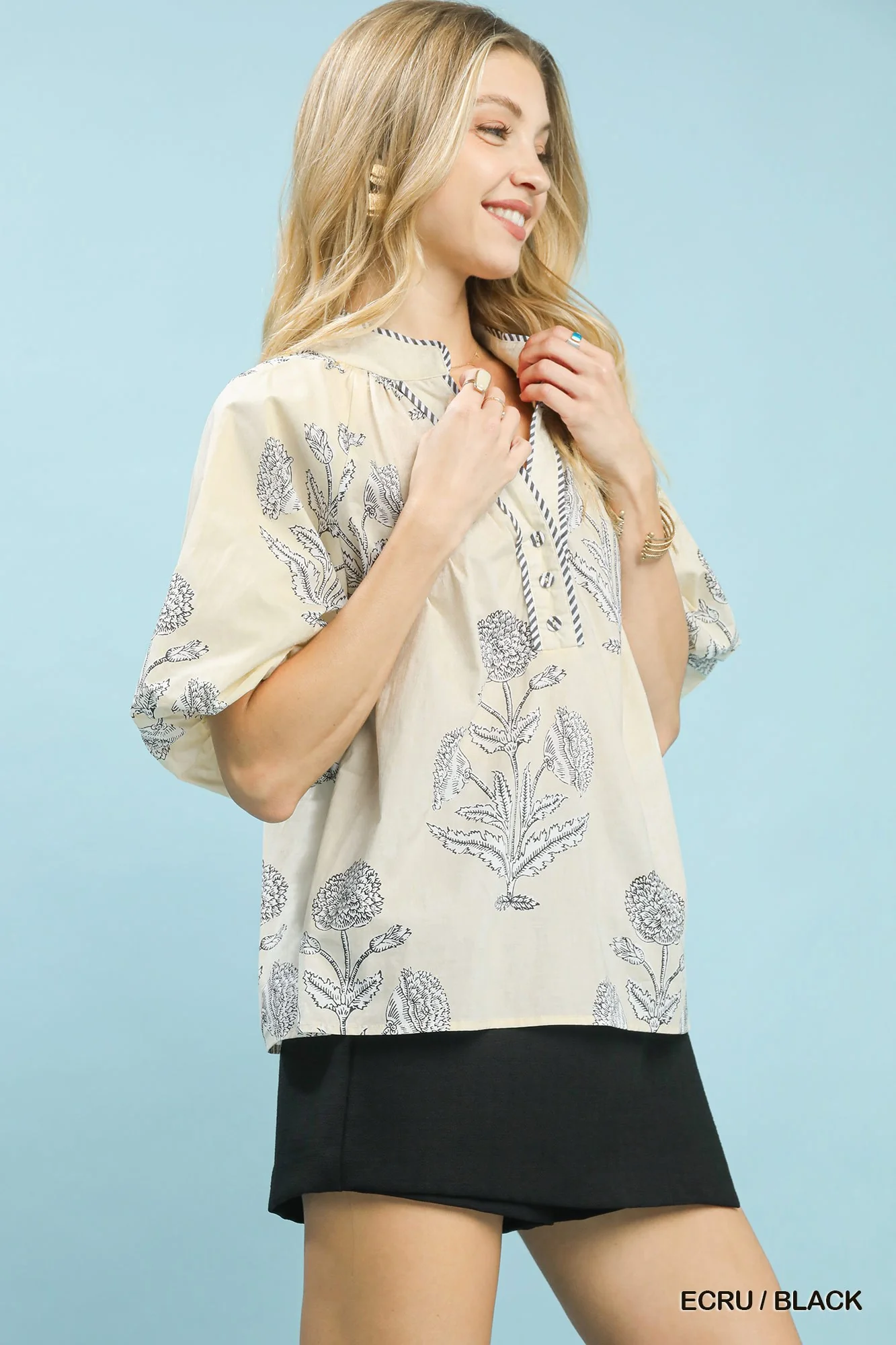 Umgee Floral Print V-Neck Top - Image 2