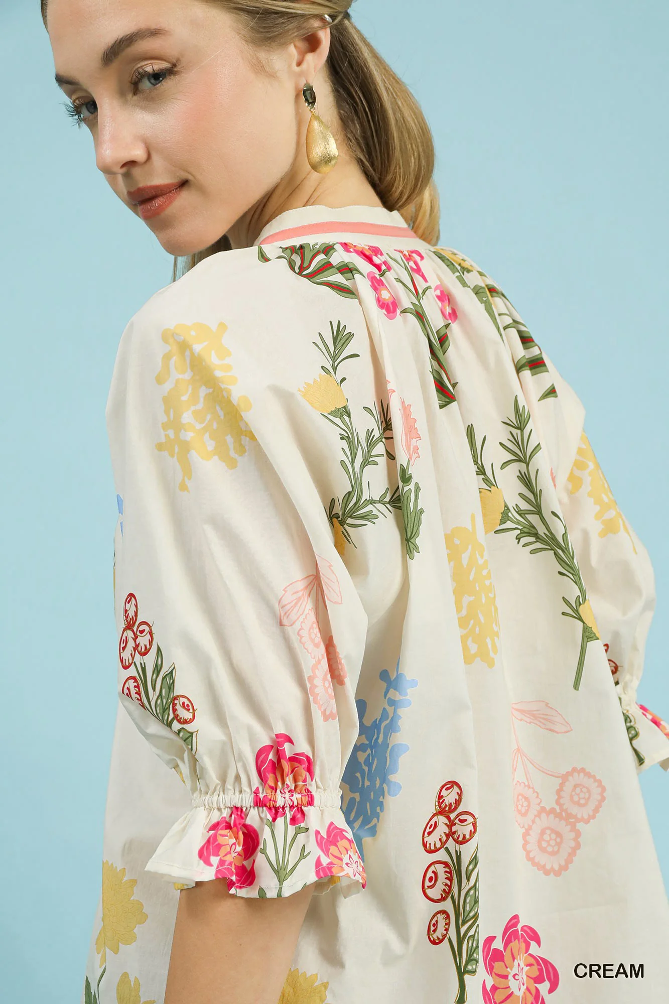 Umgee Floral Split Neck Puff Sleeve Top - Image 4