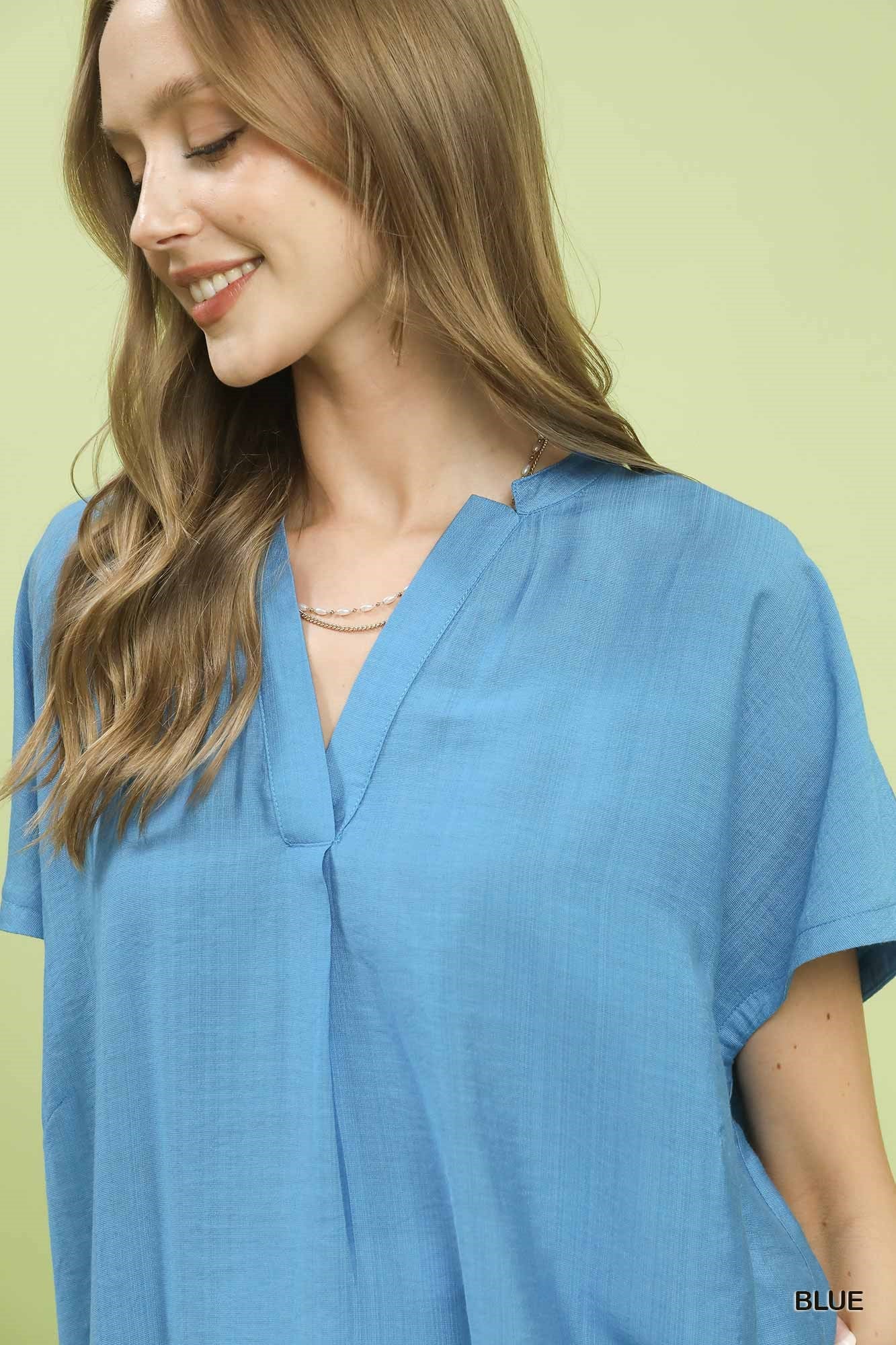 Umgee Flowy V-Neck Short Sleeve Blouse - Image 4