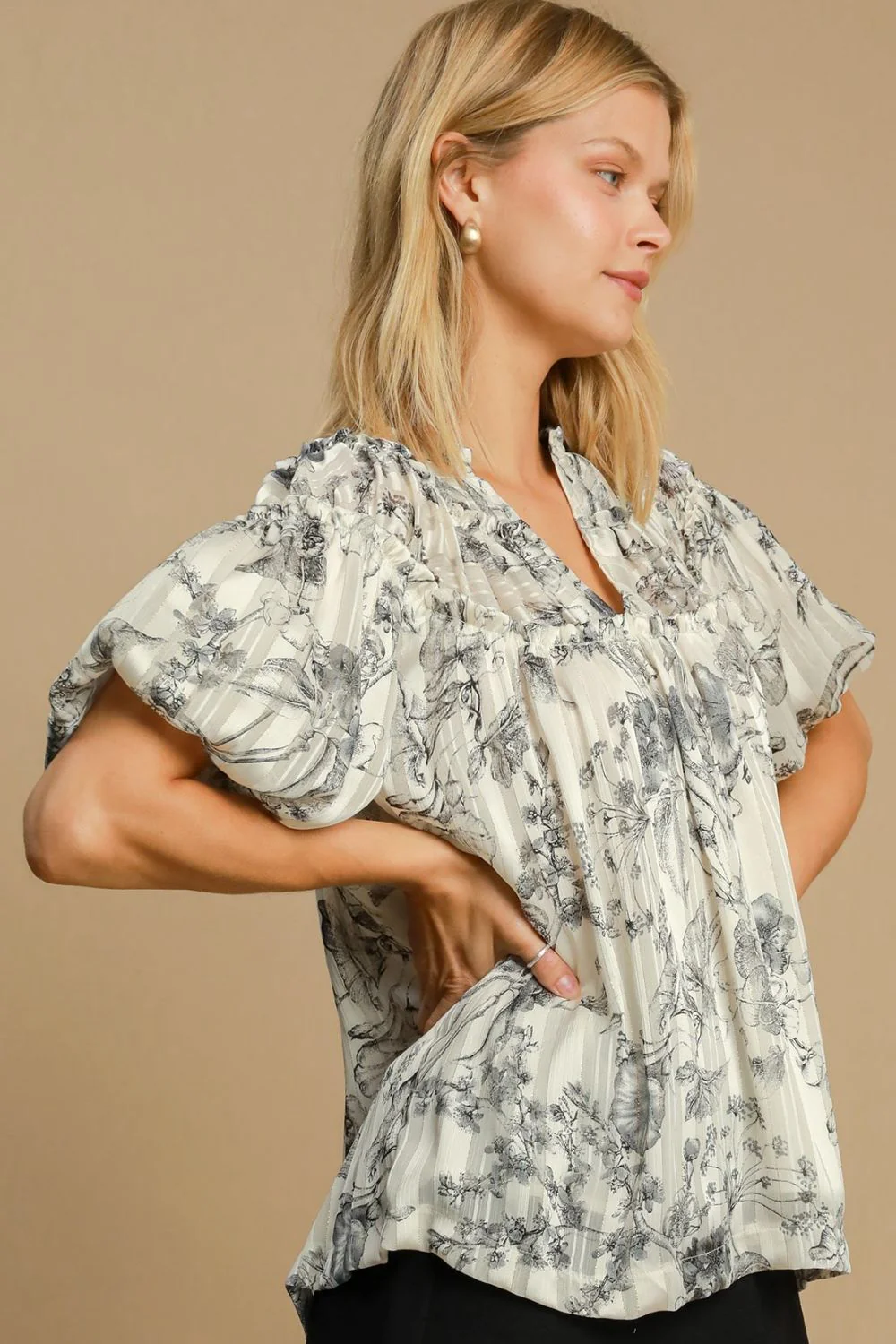 Umgee Full Size Floral Print Metallic Ruffle Blouse Plus Size - Image 3