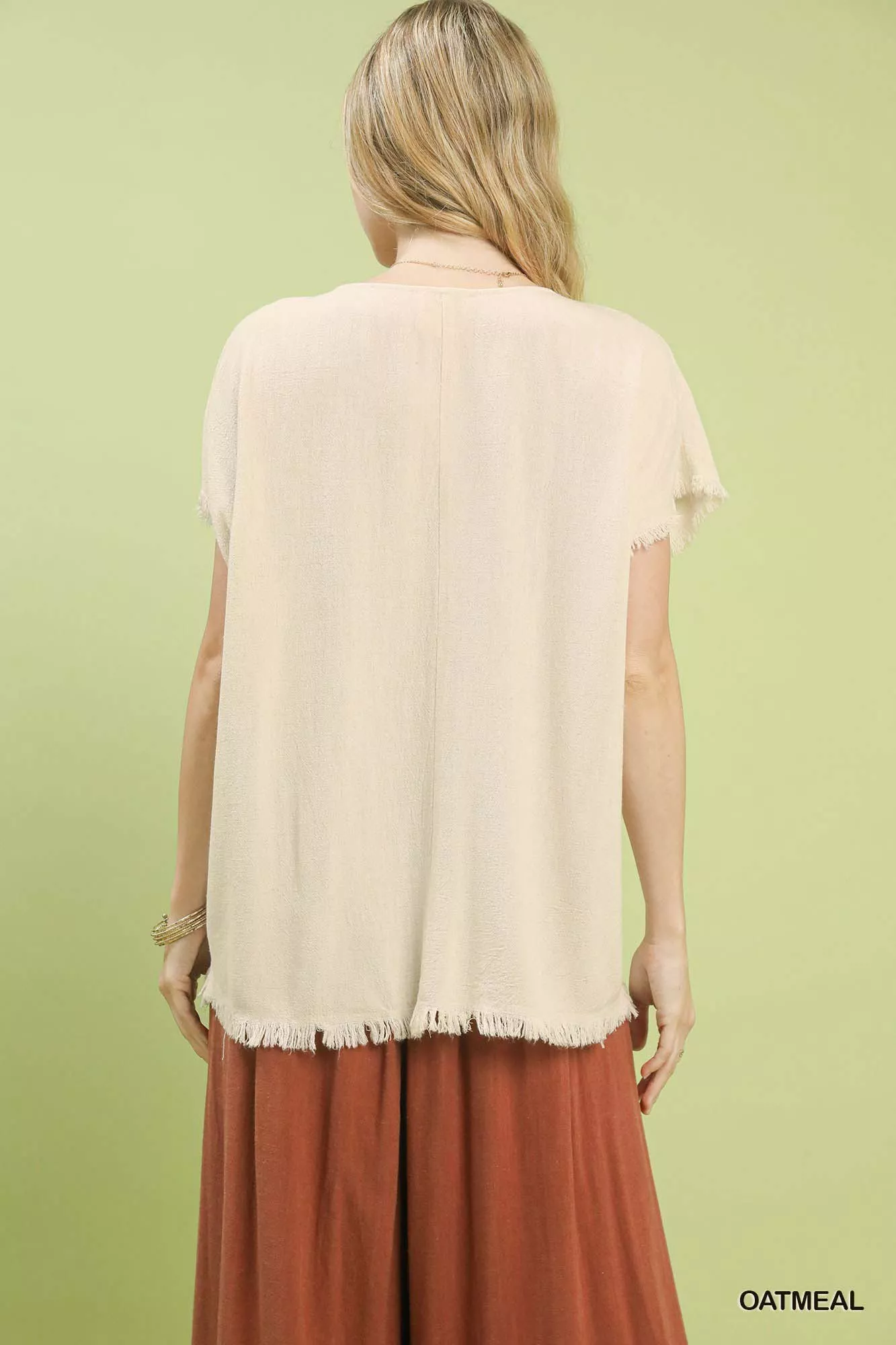 Umgee Linen Blend Embroidered Frayed Hem Top - Image 3