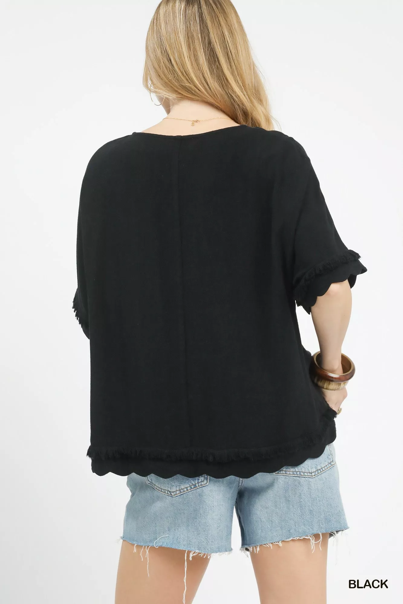 Umgee Linen Frayed Hem Scallop Edge Top - Image 3