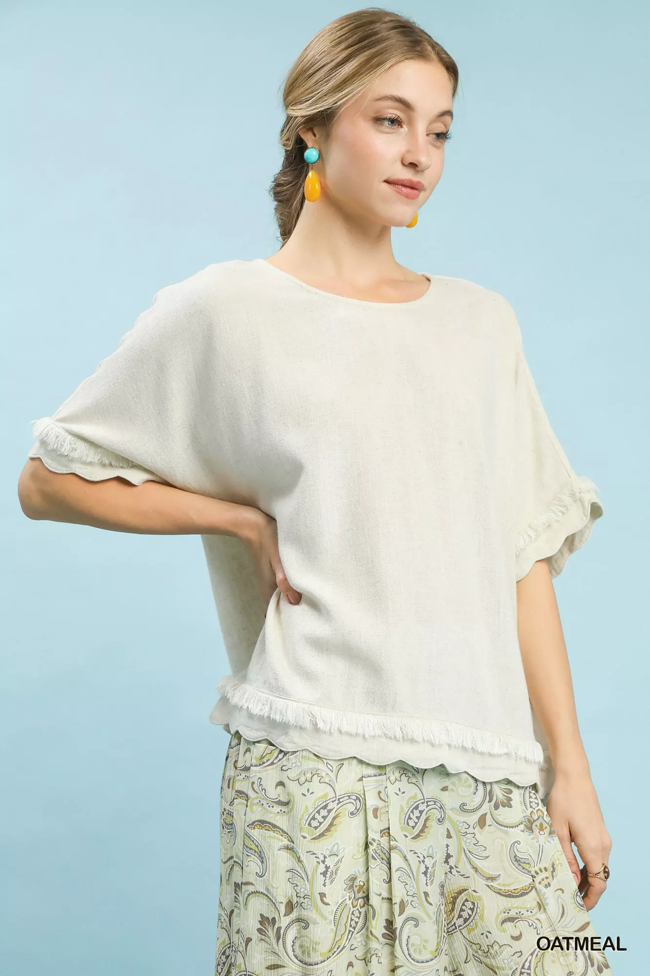 Umgee Linen Frayed Hem Scallop Edge Top - Image 2