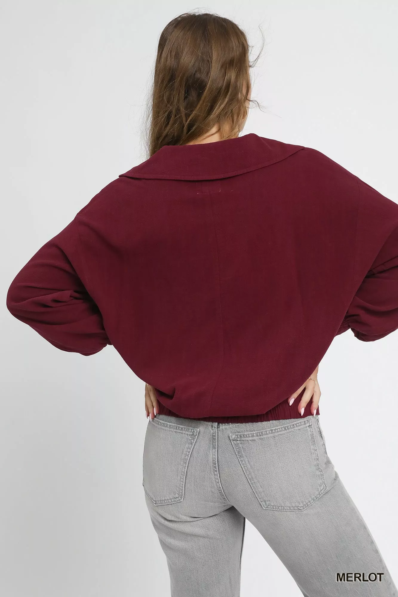 Umgee Linen Long Sleeves Elastic Hem Blouse - Image 3