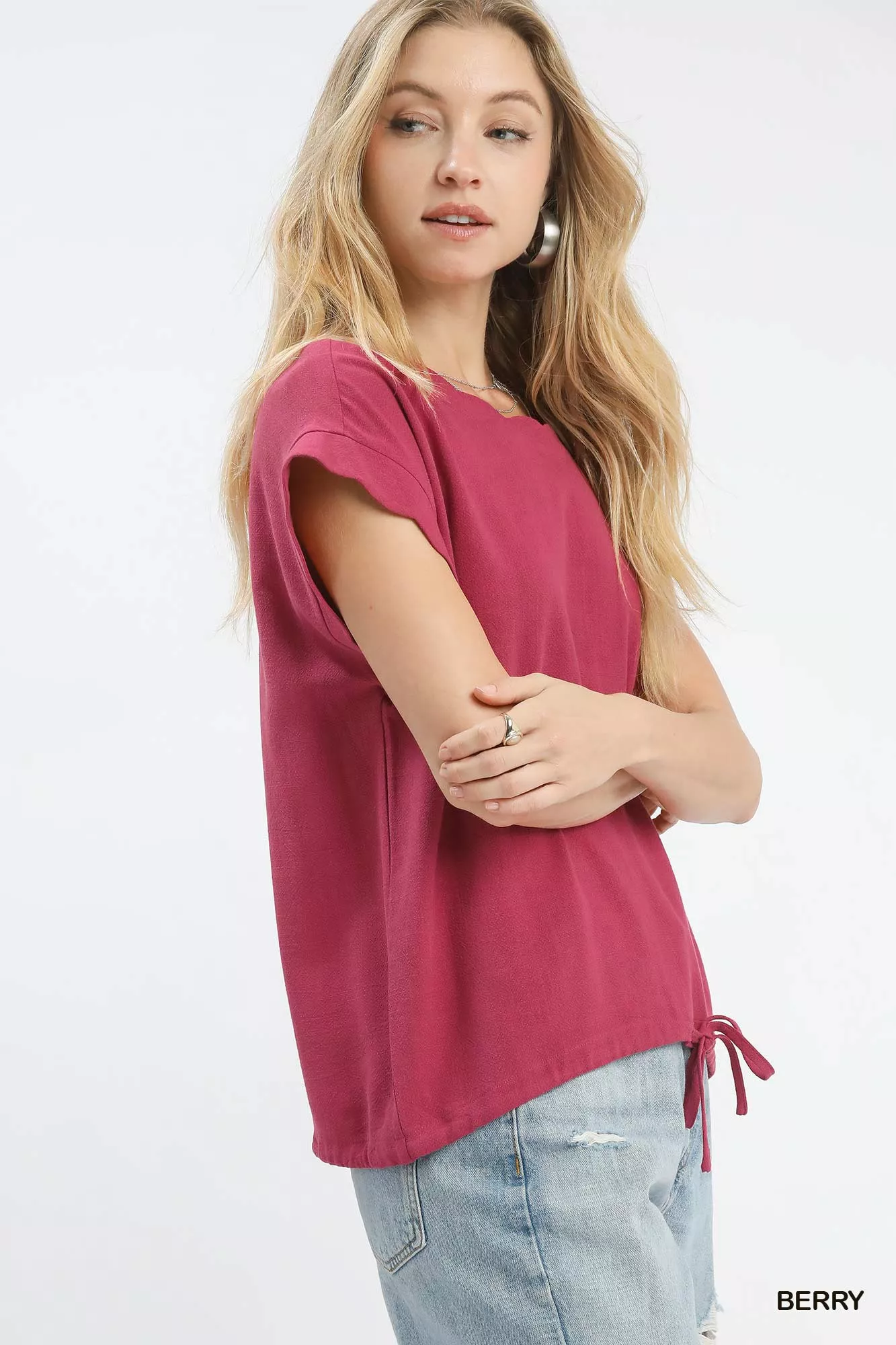 Umgee Linen Scalloped Round Neck Top - Image 3