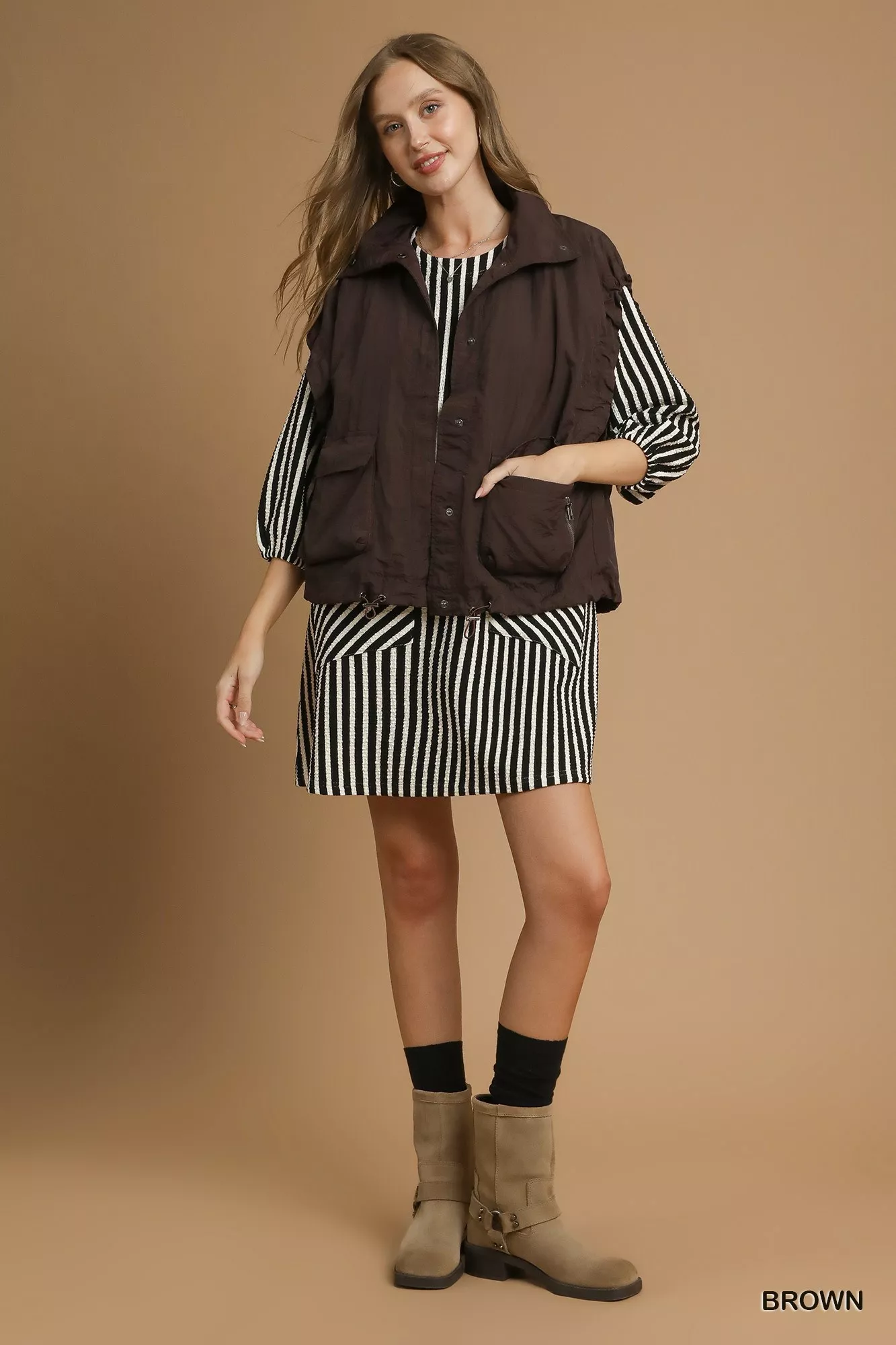 Umgee Nylon Vest with Pockets - Image 2