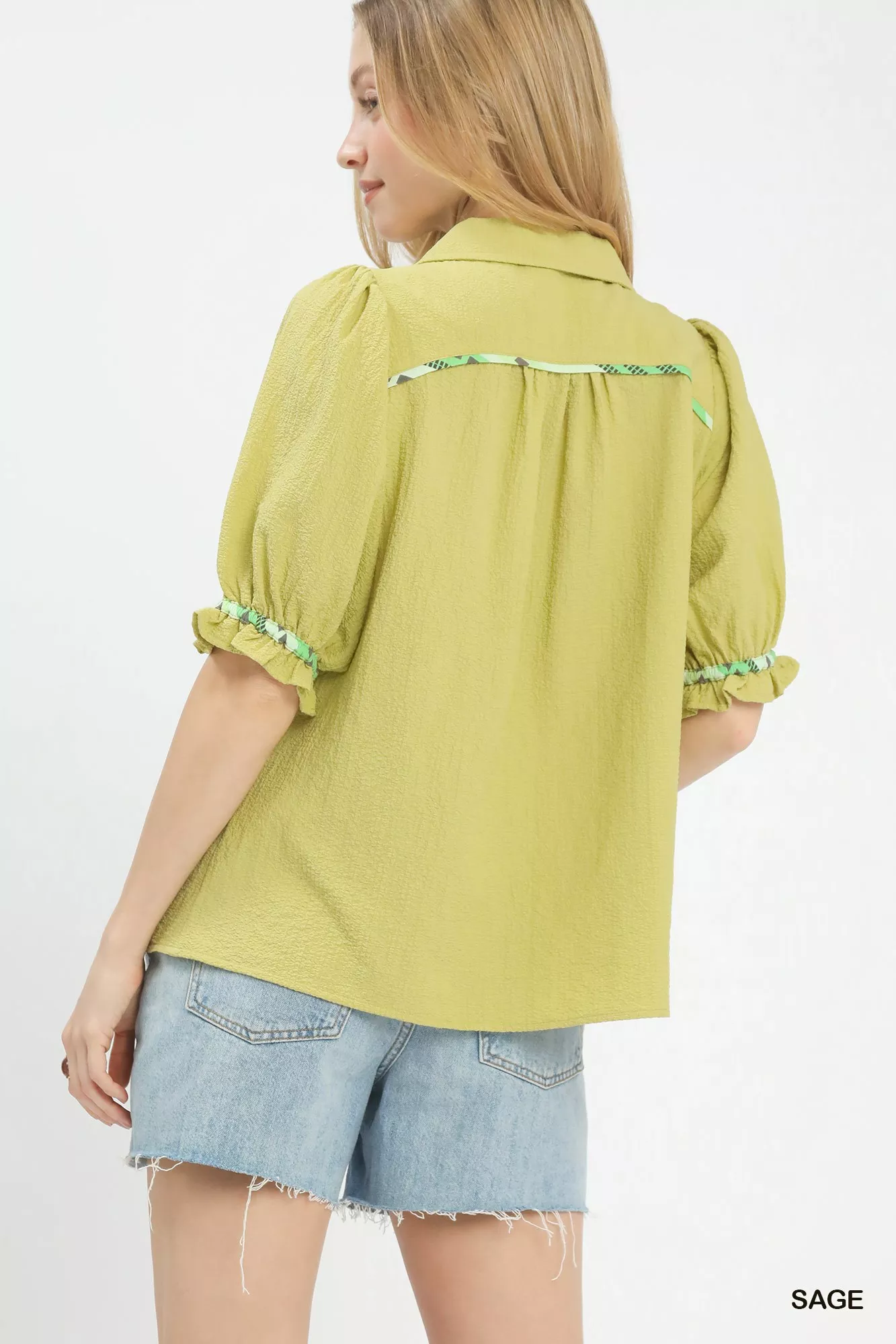 Umgee Scalloped Trim Blouse with Puff Sleeves - Image 5