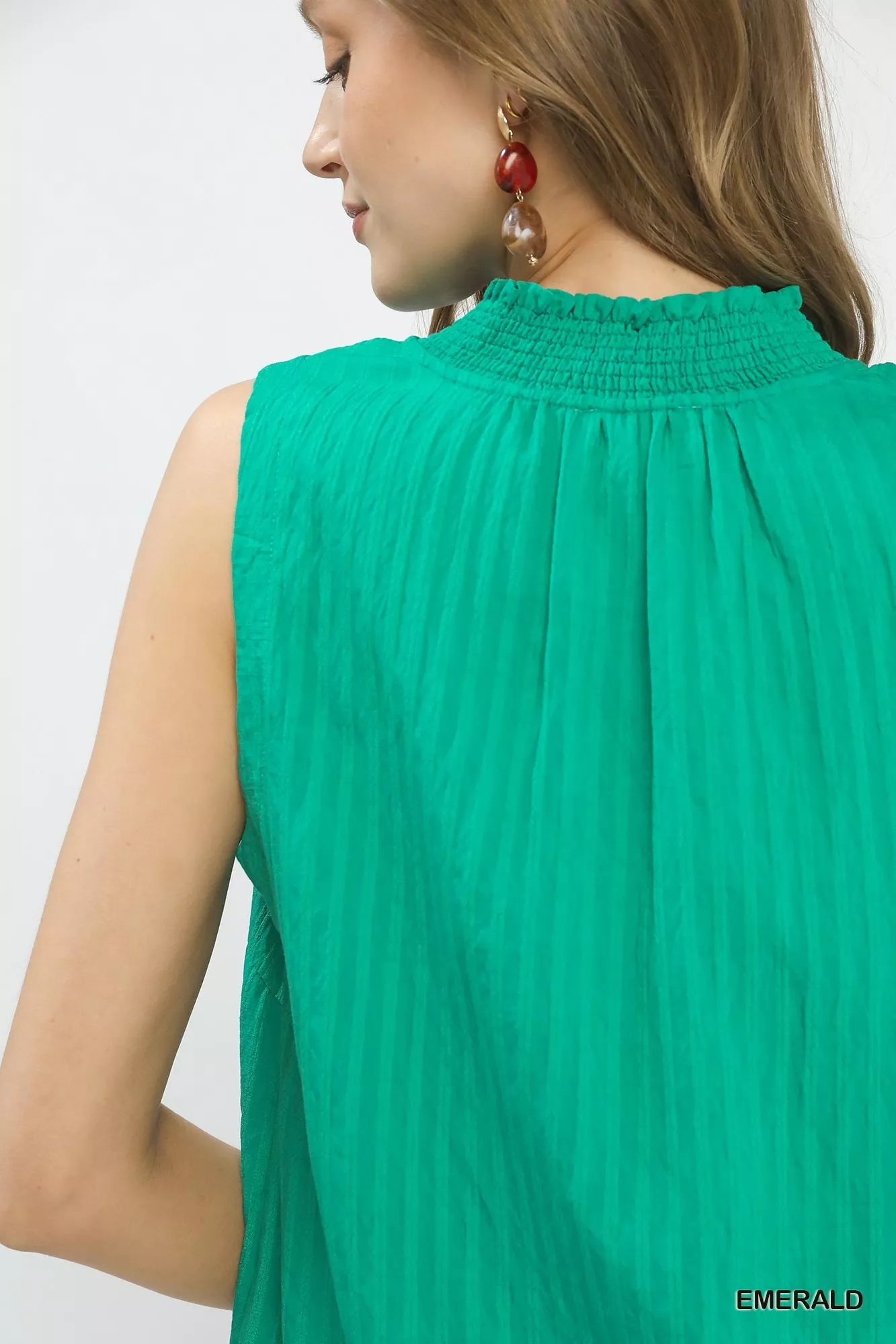 Umgee Sleeveless Textured Notch Neck Top - Image 5